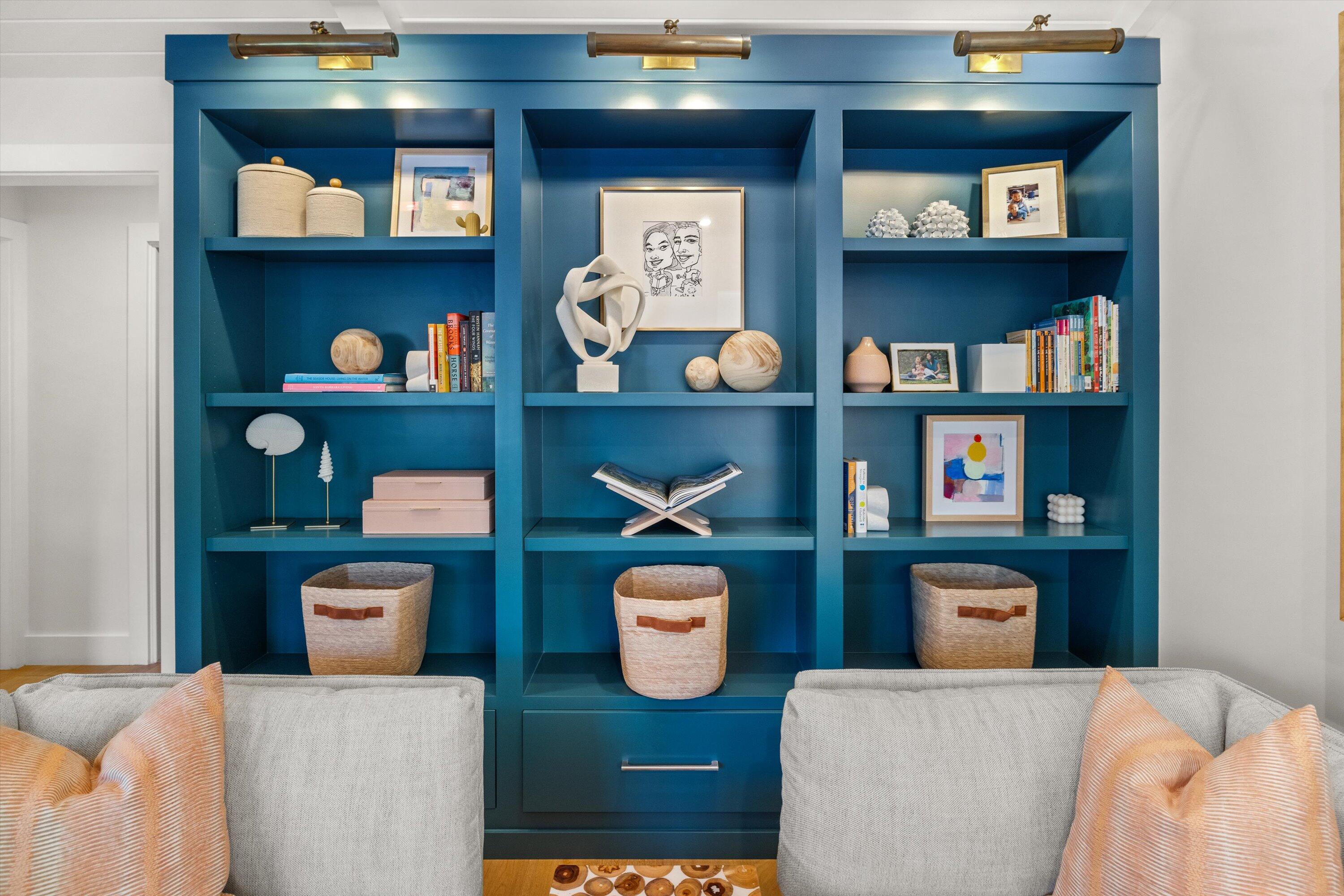 Santa Barbara, California 93103, United States, 3 Bedrooms Bedrooms, ,6 BathroomsBathrooms,Residential,Active,165894