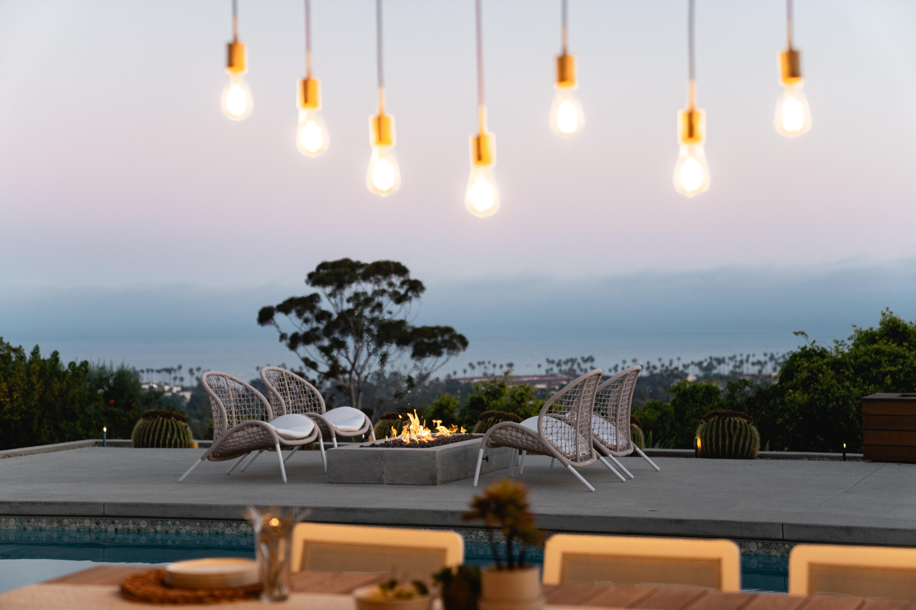 Santa Barbara, California 93103, United States, 3 Bedrooms Bedrooms, ,6 BathroomsBathrooms,Residential,Active,165894