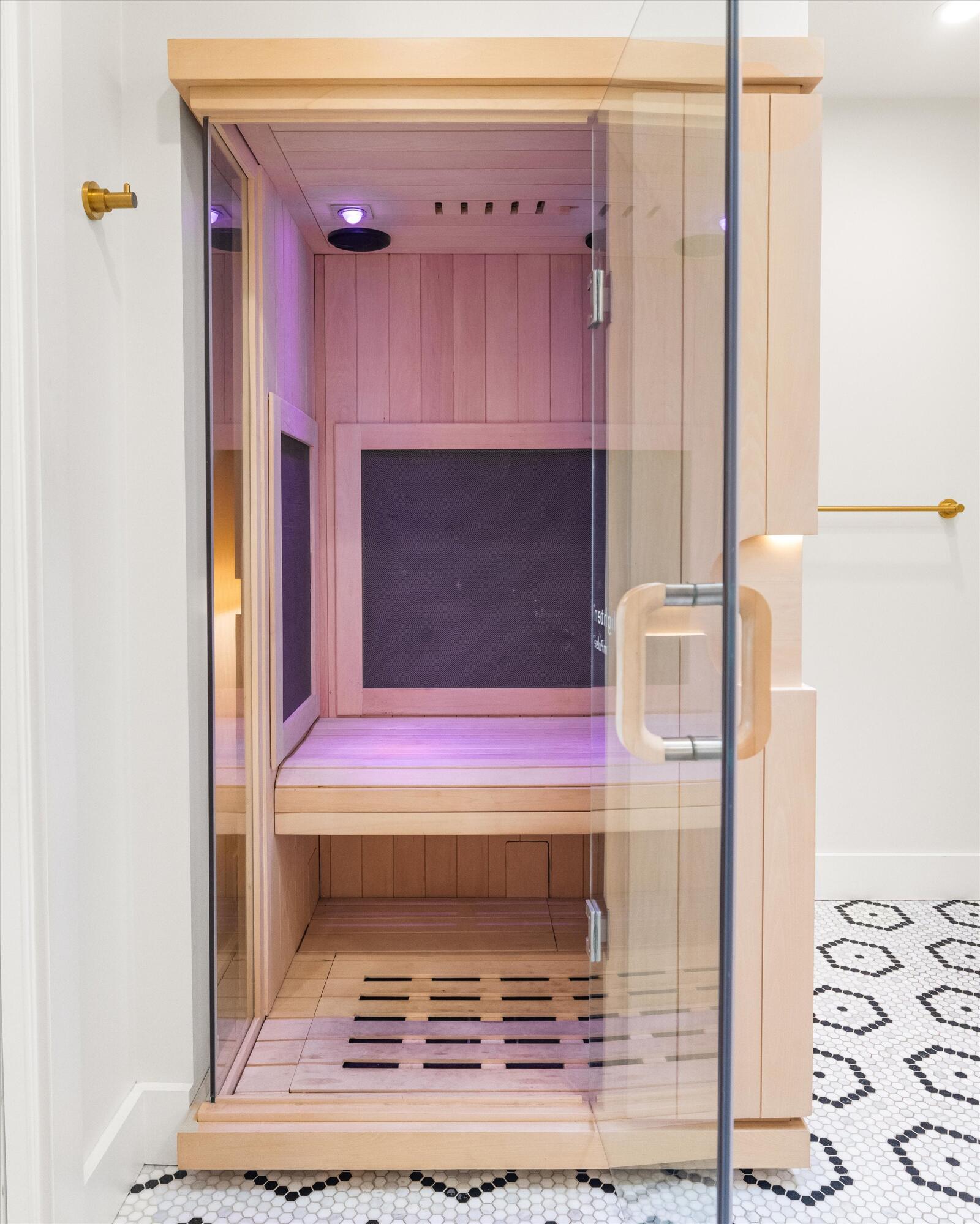 Santa Barbara, California 93103, United States, 3 Bedrooms Bedrooms, ,6 BathroomsBathrooms,Residential,Active,165894