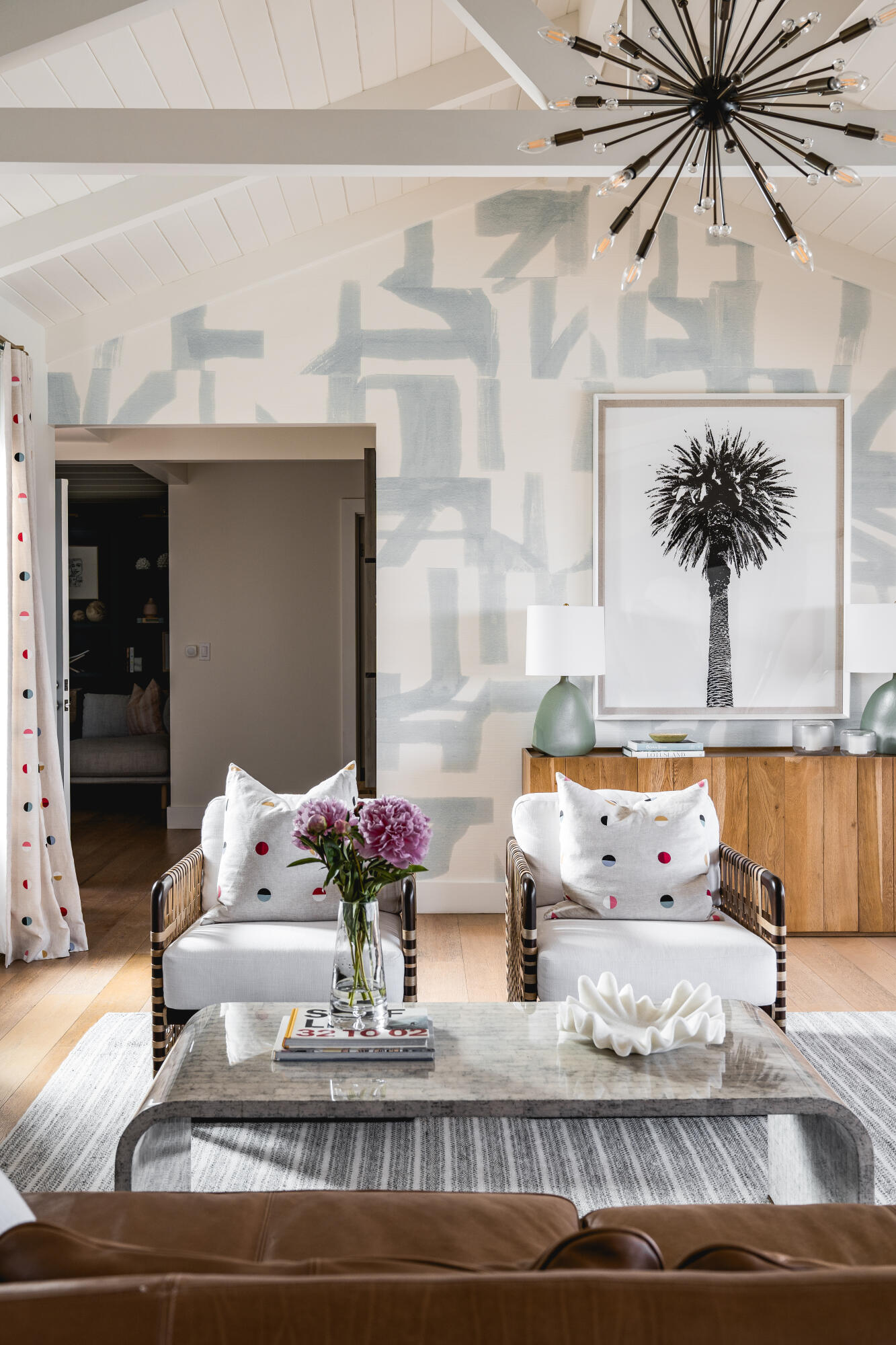 Santa Barbara, California 93103, United States, 3 Bedrooms Bedrooms, ,6 BathroomsBathrooms,Residential,Active,165894