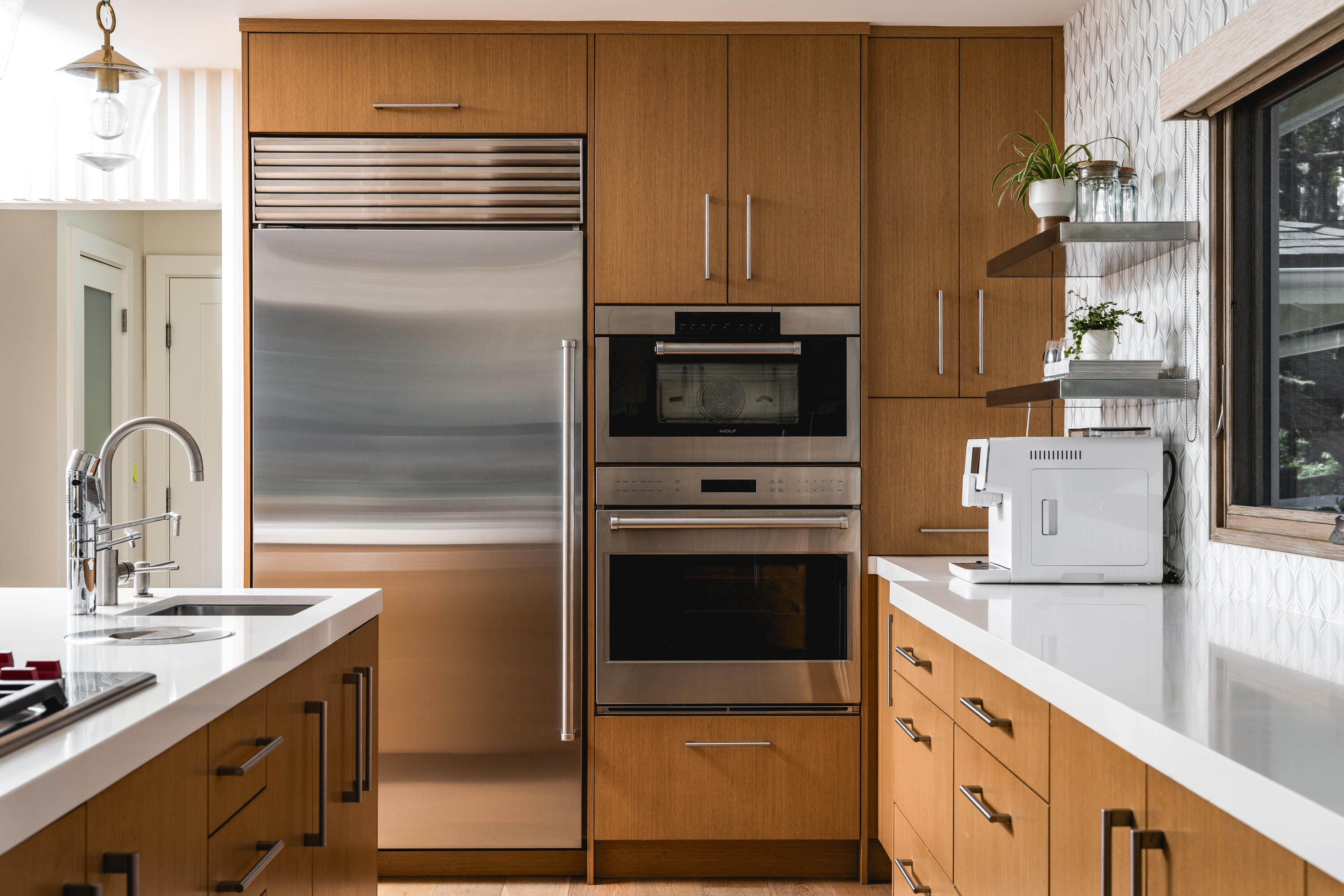 Santa Barbara, California 93103, United States, 3 Bedrooms Bedrooms, ,6 BathroomsBathrooms,Residential,Active,165894