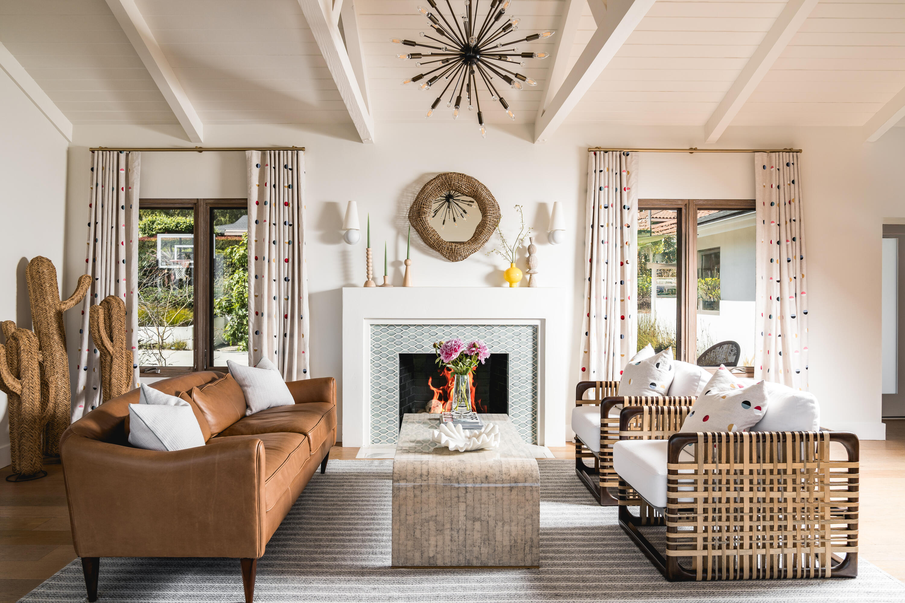 Santa Barbara, California 93103, United States, 3 Bedrooms Bedrooms, ,6 BathroomsBathrooms,Residential,Active,165894