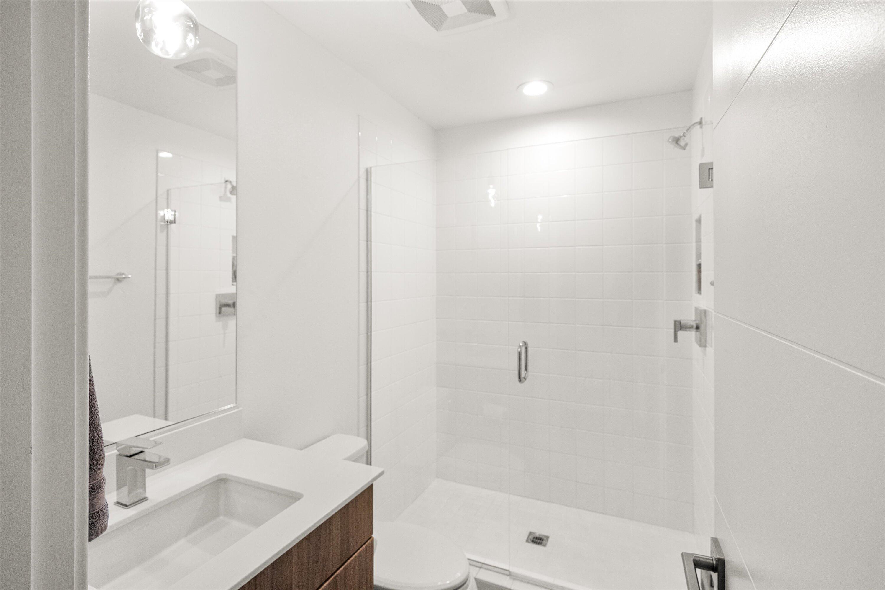 Goleta, California 93117, United States, 4 Bedrooms Bedrooms, ,4 BathroomsBathrooms,Residential,Pending,113556