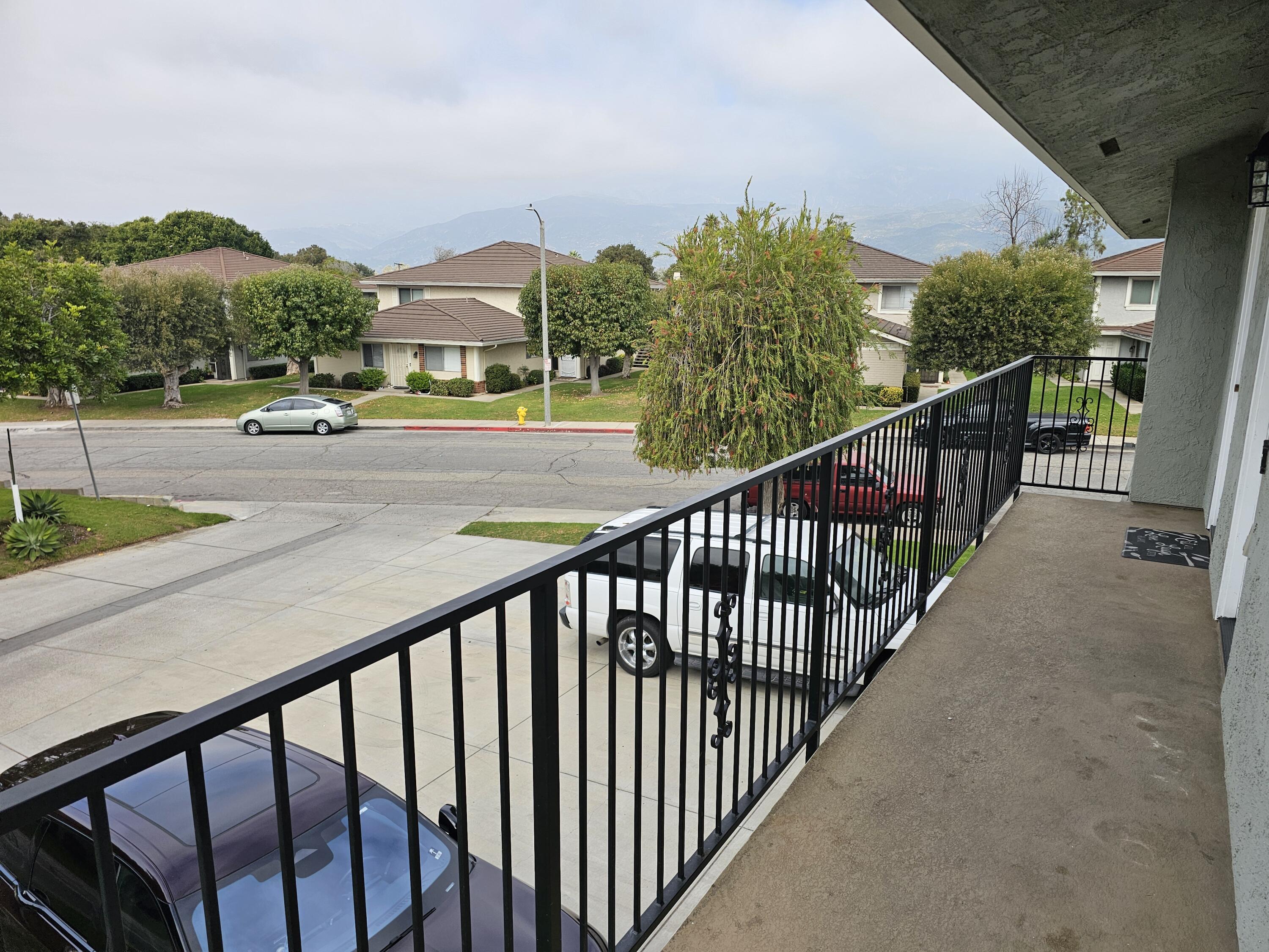 5976 Hickory Street 4