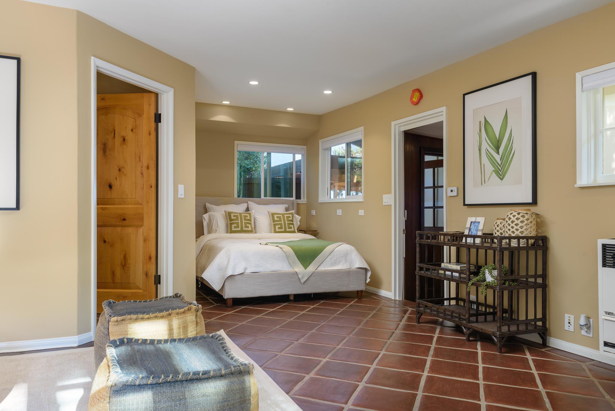 Summerland, California 93067, United States, 3 Bedrooms Bedrooms, ,3 BathroomsBathrooms,Residential,Active,47071