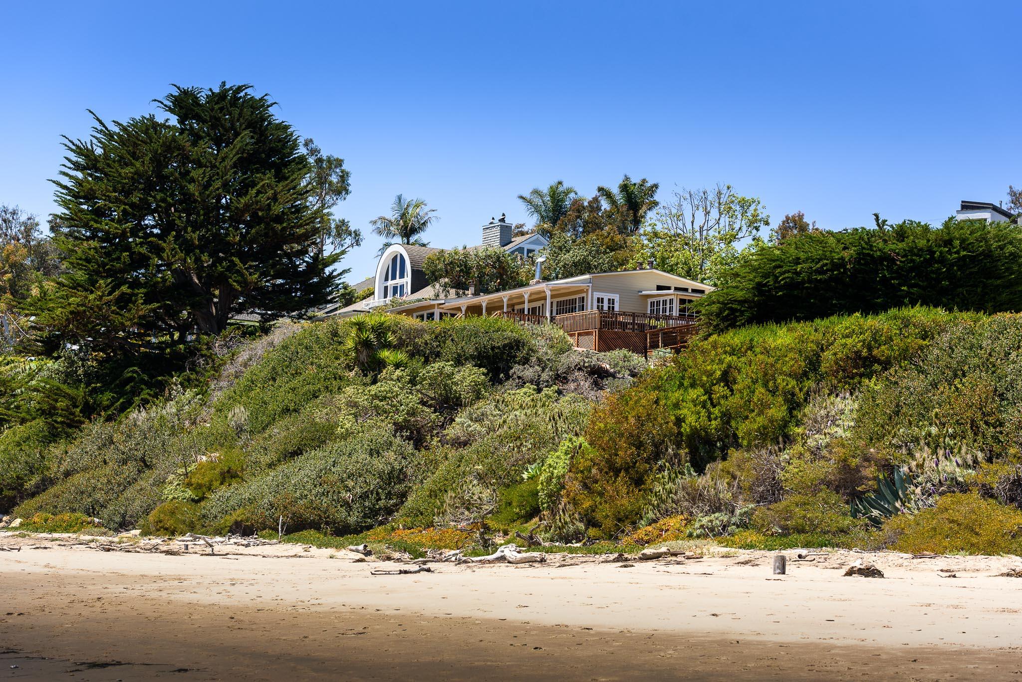 Summerland, California 93067, United States, 3 Bedrooms Bedrooms, ,3 BathroomsBathrooms,Residential,Active,47071