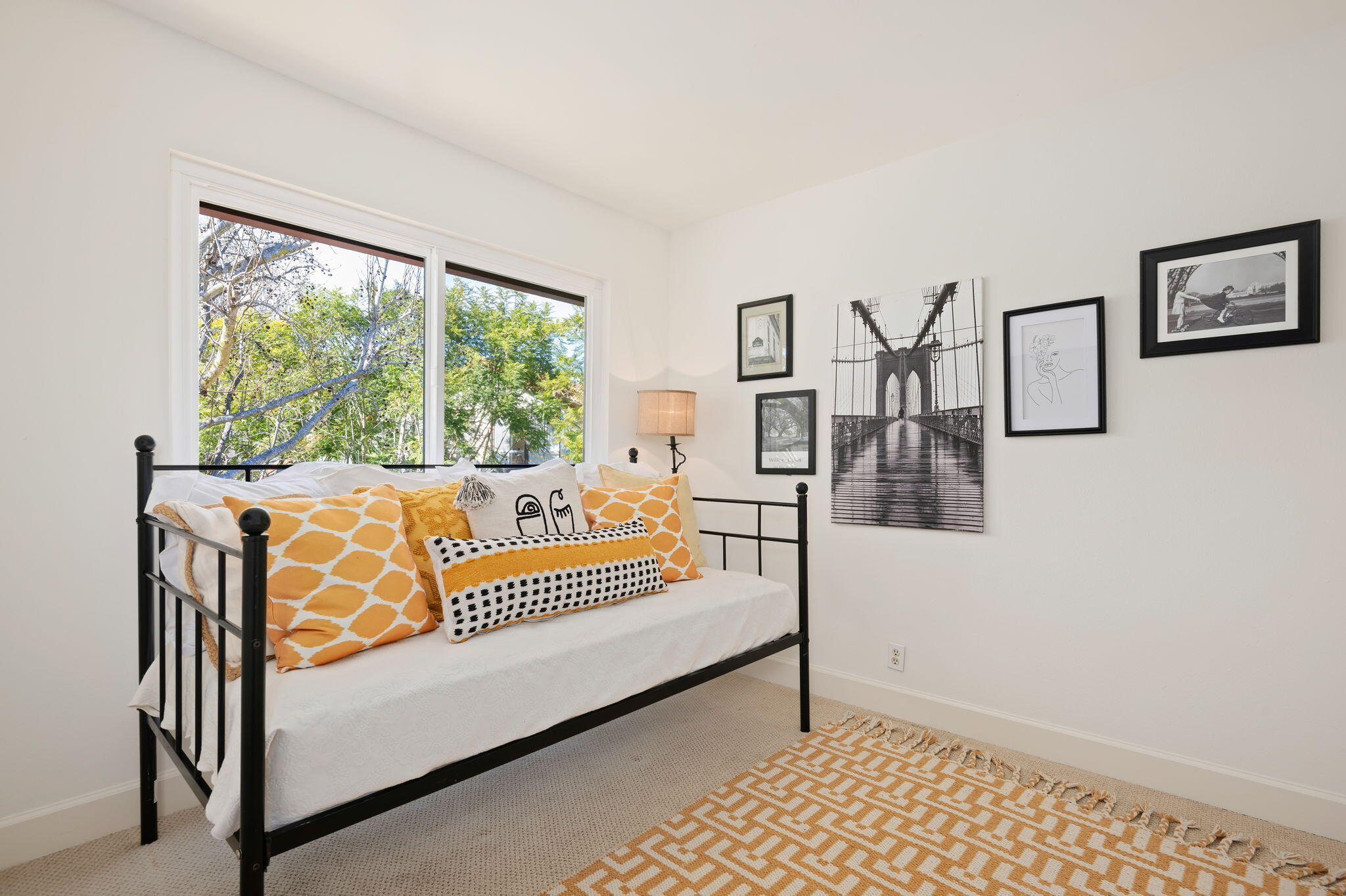 Santa Barbara, California 93105, United States, 3 Bedrooms Bedrooms, ,2 BathroomsBathrooms,Residential,Pending,2444