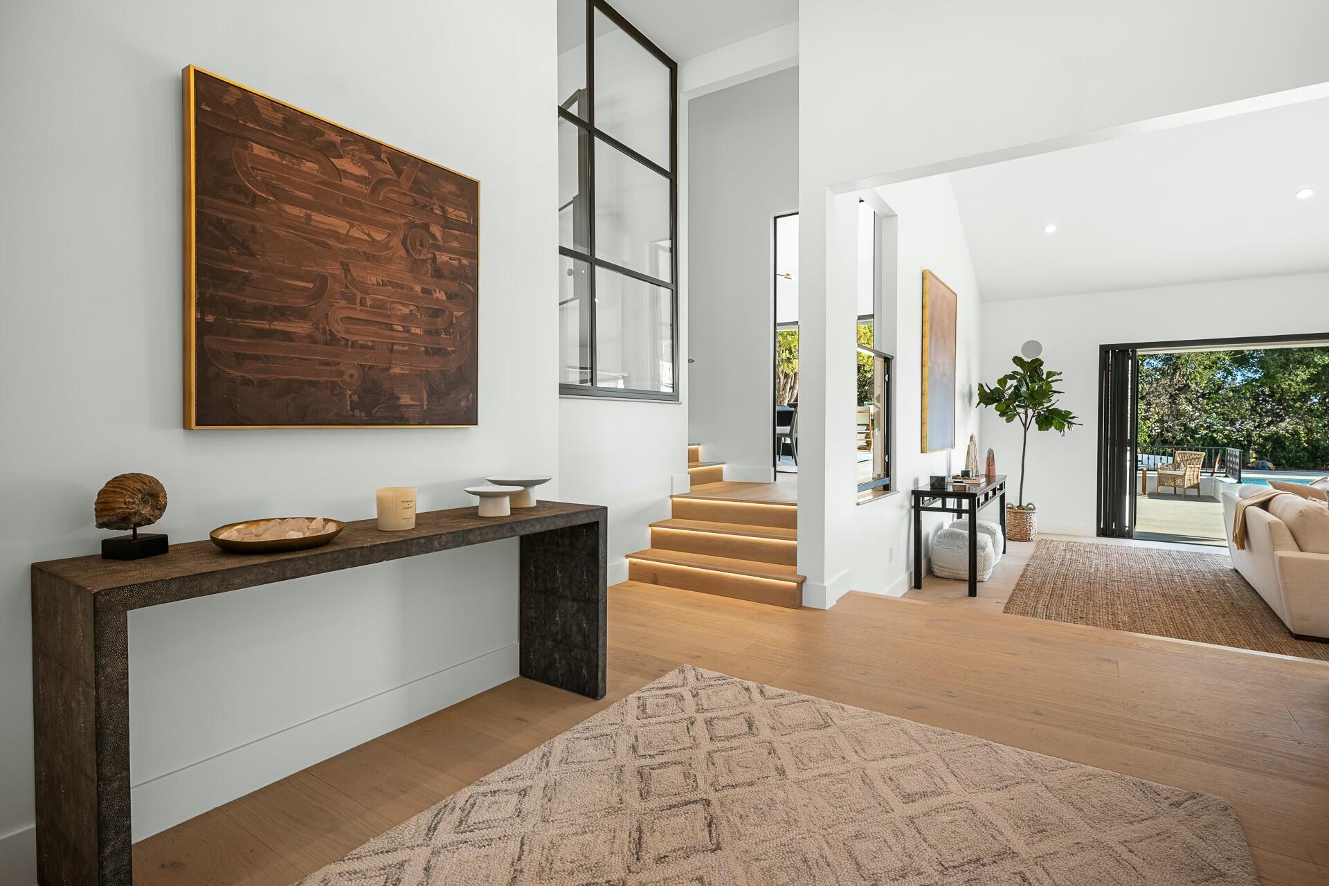 Santa Barbara, California 93111, United States, 4 Bedrooms Bedrooms, ,6 BathroomsBathrooms,Residential,Active,13009