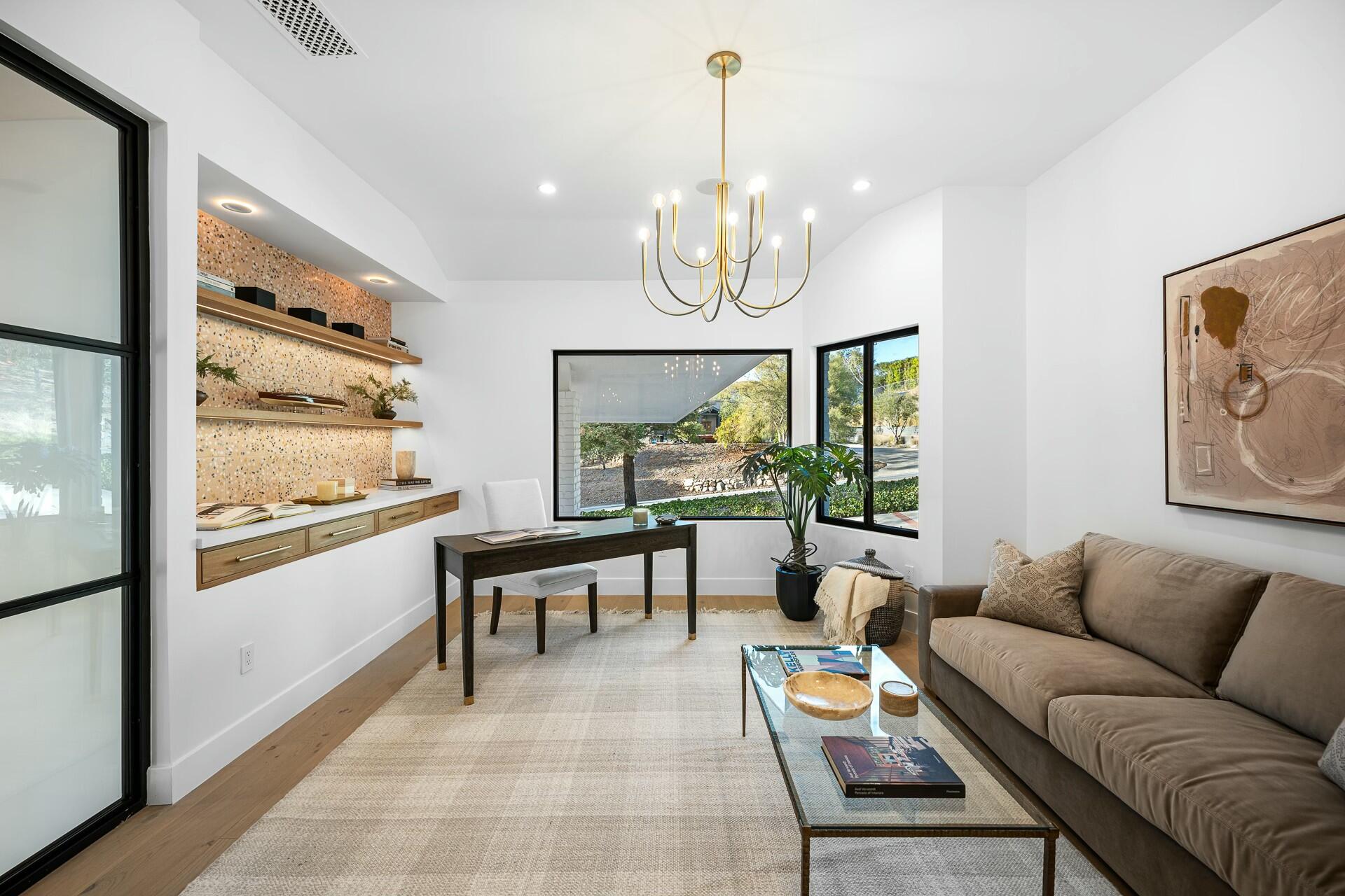 Santa Barbara, California 93111, United States, 4 Bedrooms Bedrooms, ,6 BathroomsBathrooms,Residential,Active,13009