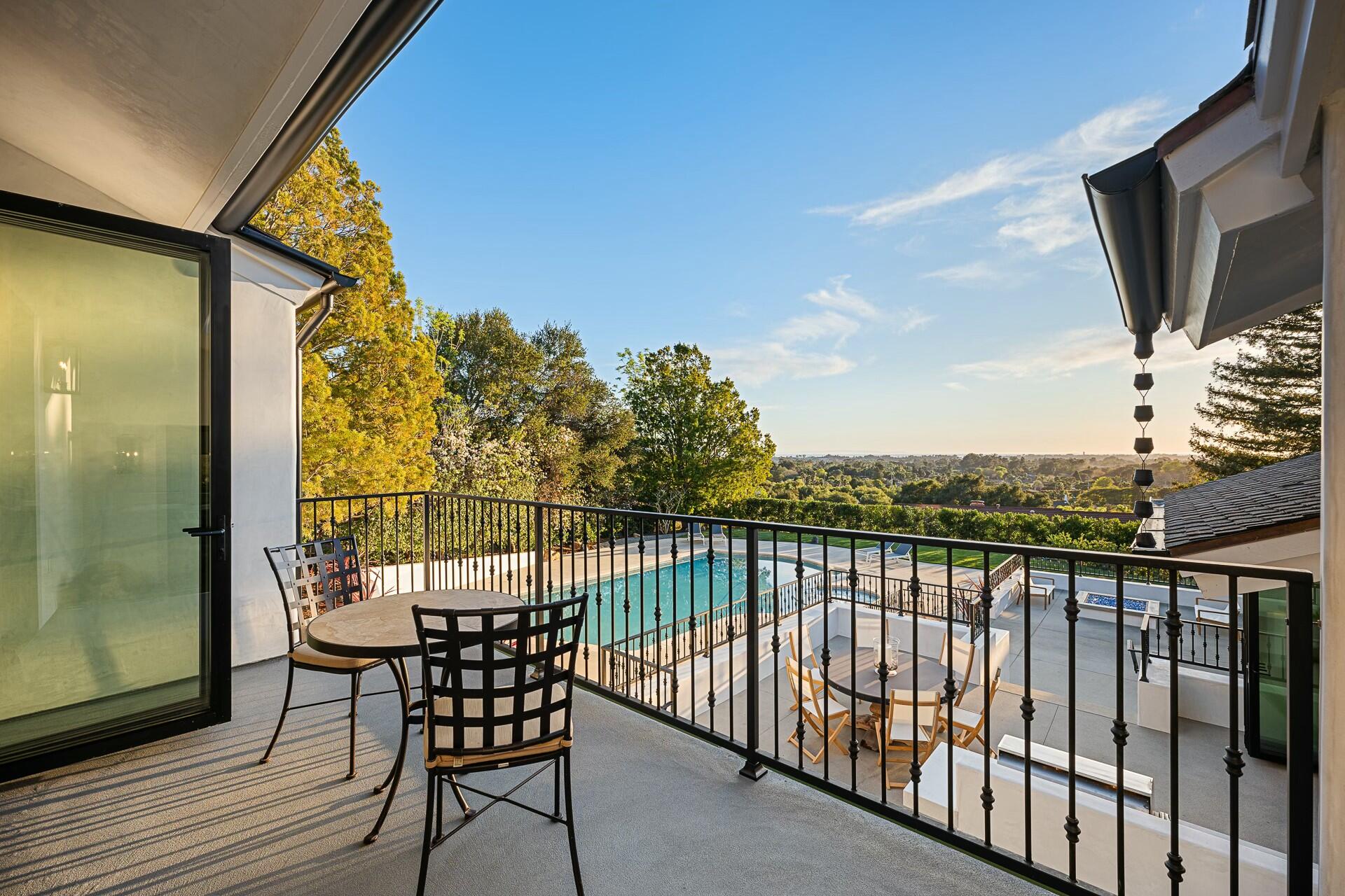 Santa Barbara, California 93111, United States, 4 Bedrooms Bedrooms, ,6 BathroomsBathrooms,Residential,Active,13009