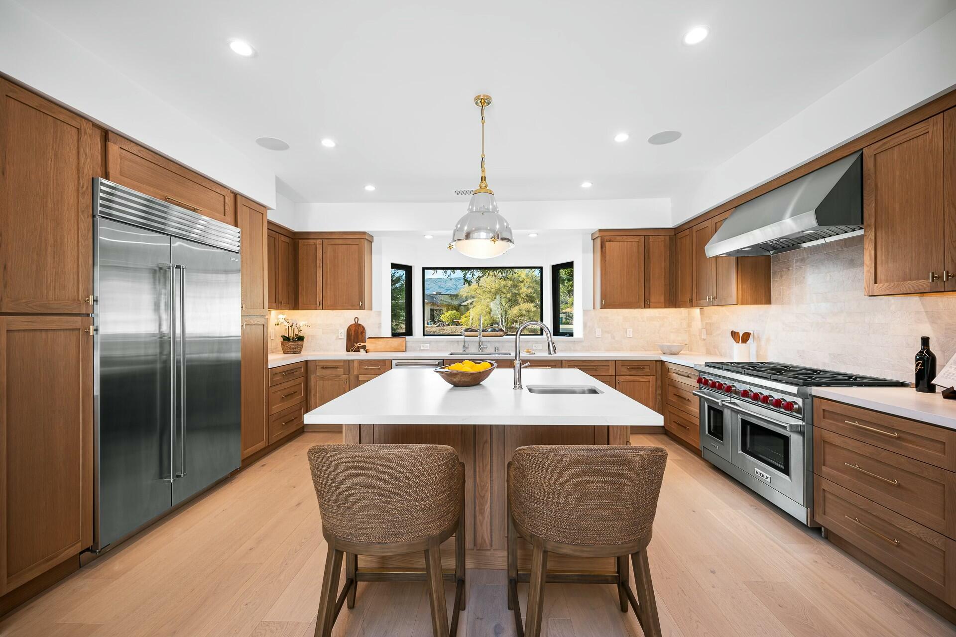 Santa Barbara, California 93111, United States, 4 Bedrooms Bedrooms, ,6 BathroomsBathrooms,Residential,Active,13009