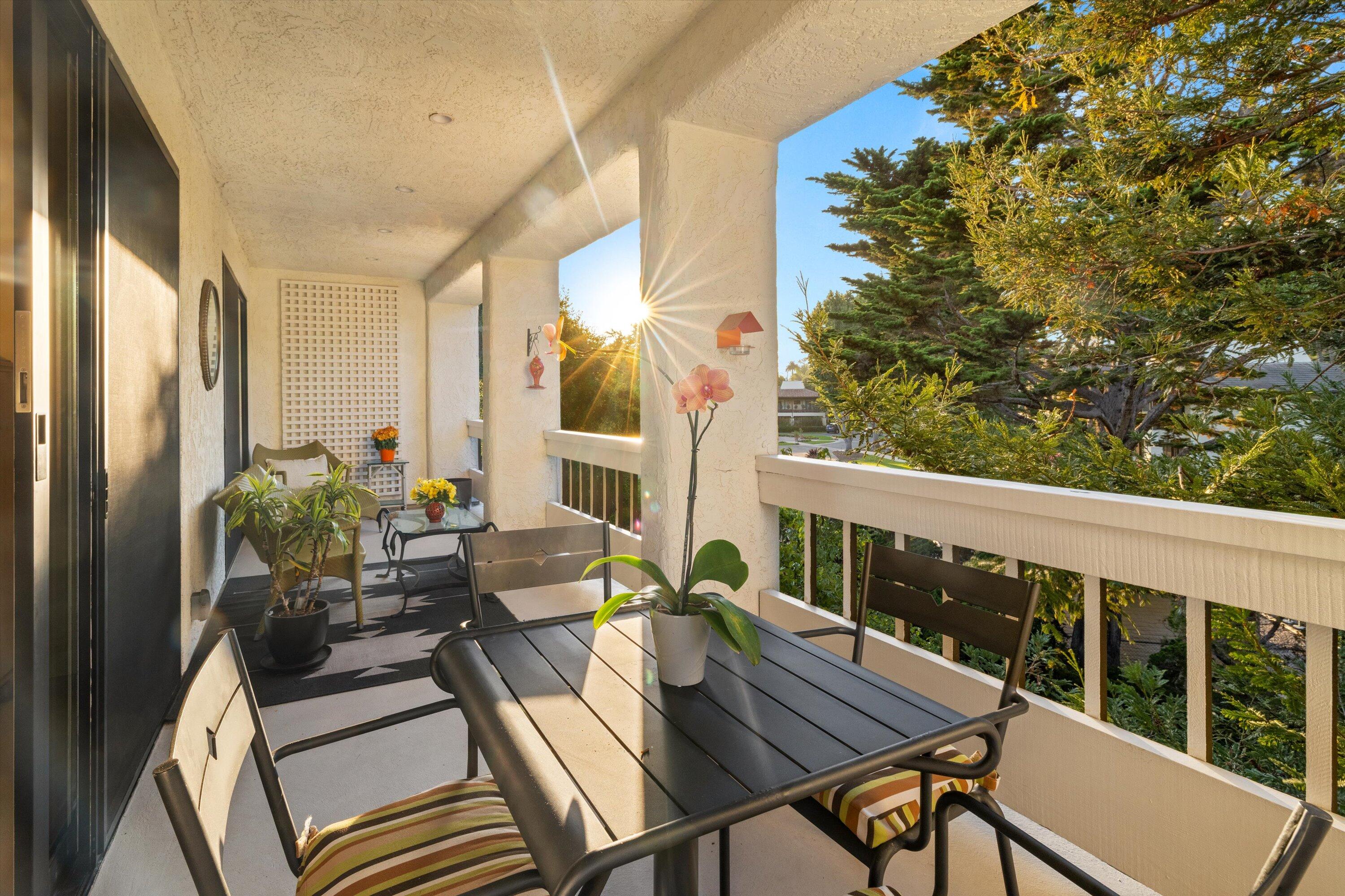 Santa Barbara, California 93108, United States, 2 Bedrooms Bedrooms, ,2 BathroomsBathrooms,Residential,Pending,155319