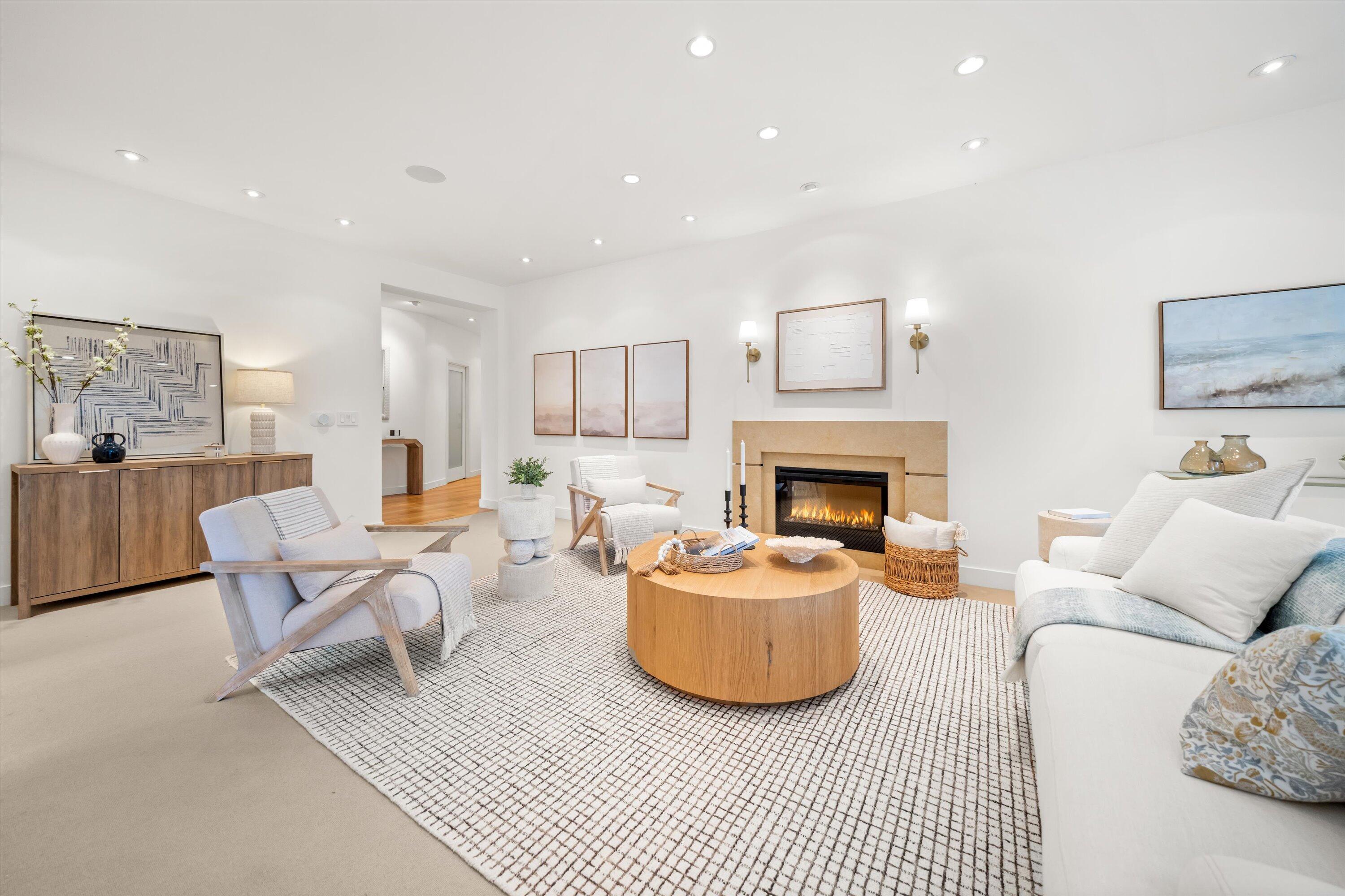 Santa Barbara, California 93108, United States, 2 Bedrooms Bedrooms, ,2 BathroomsBathrooms,Residential,Pending,155319