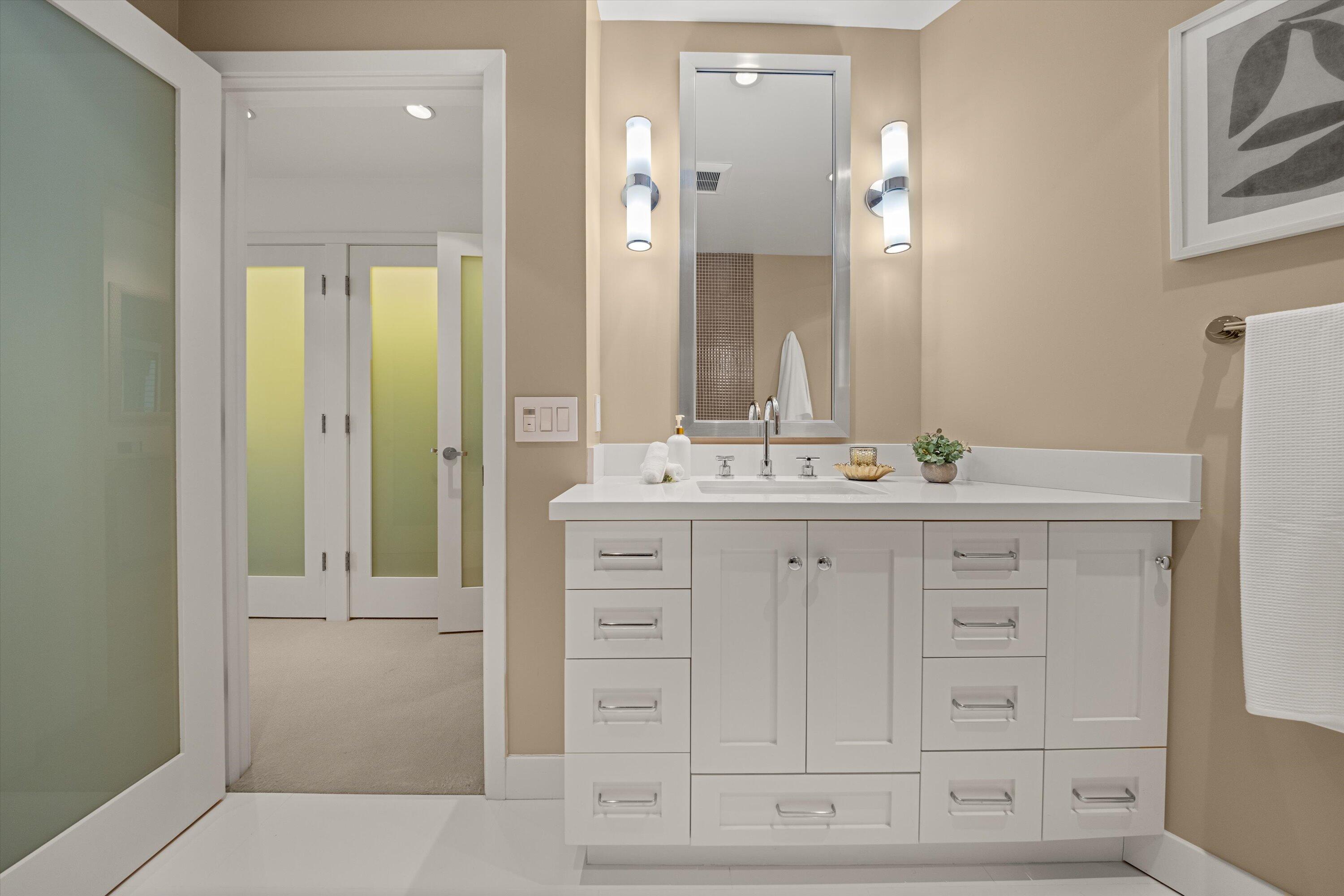 Santa Barbara, California 93108, United States, 2 Bedrooms Bedrooms, ,2 BathroomsBathrooms,Residential,Pending,155319