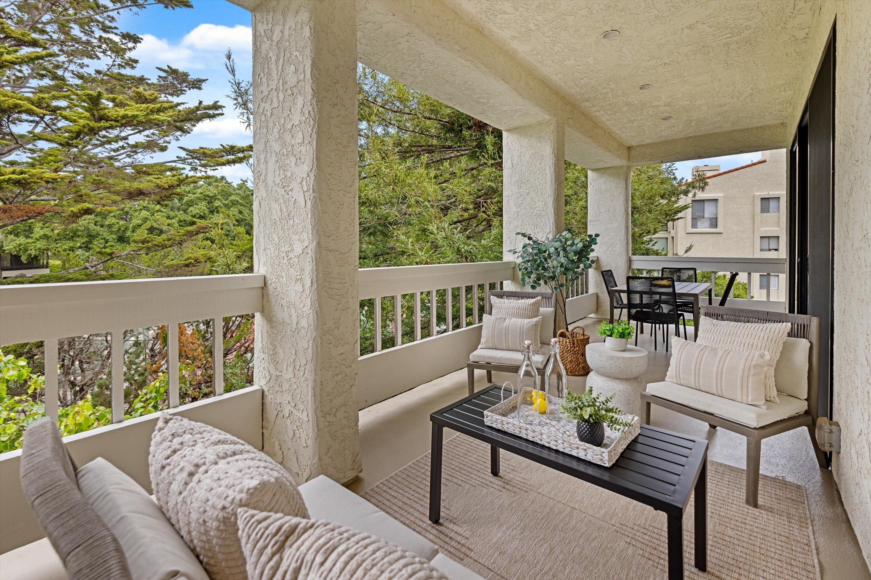 Santa Barbara, California 93108, United States, 2 Bedrooms Bedrooms, ,2 BathroomsBathrooms,Residential,Pending,155319