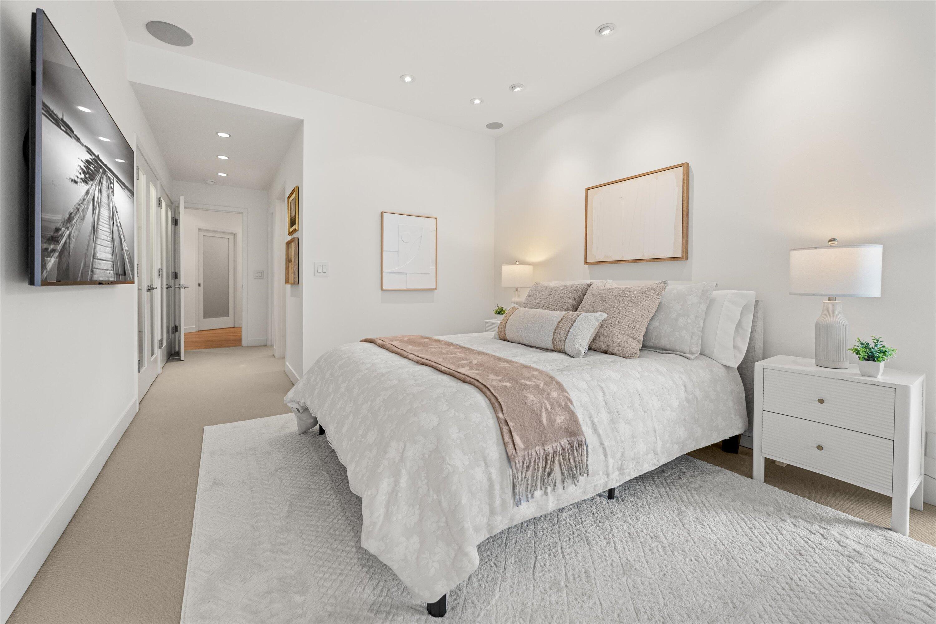 Santa Barbara, California 93108, United States, 2 Bedrooms Bedrooms, ,2 BathroomsBathrooms,Residential,Pending,155319