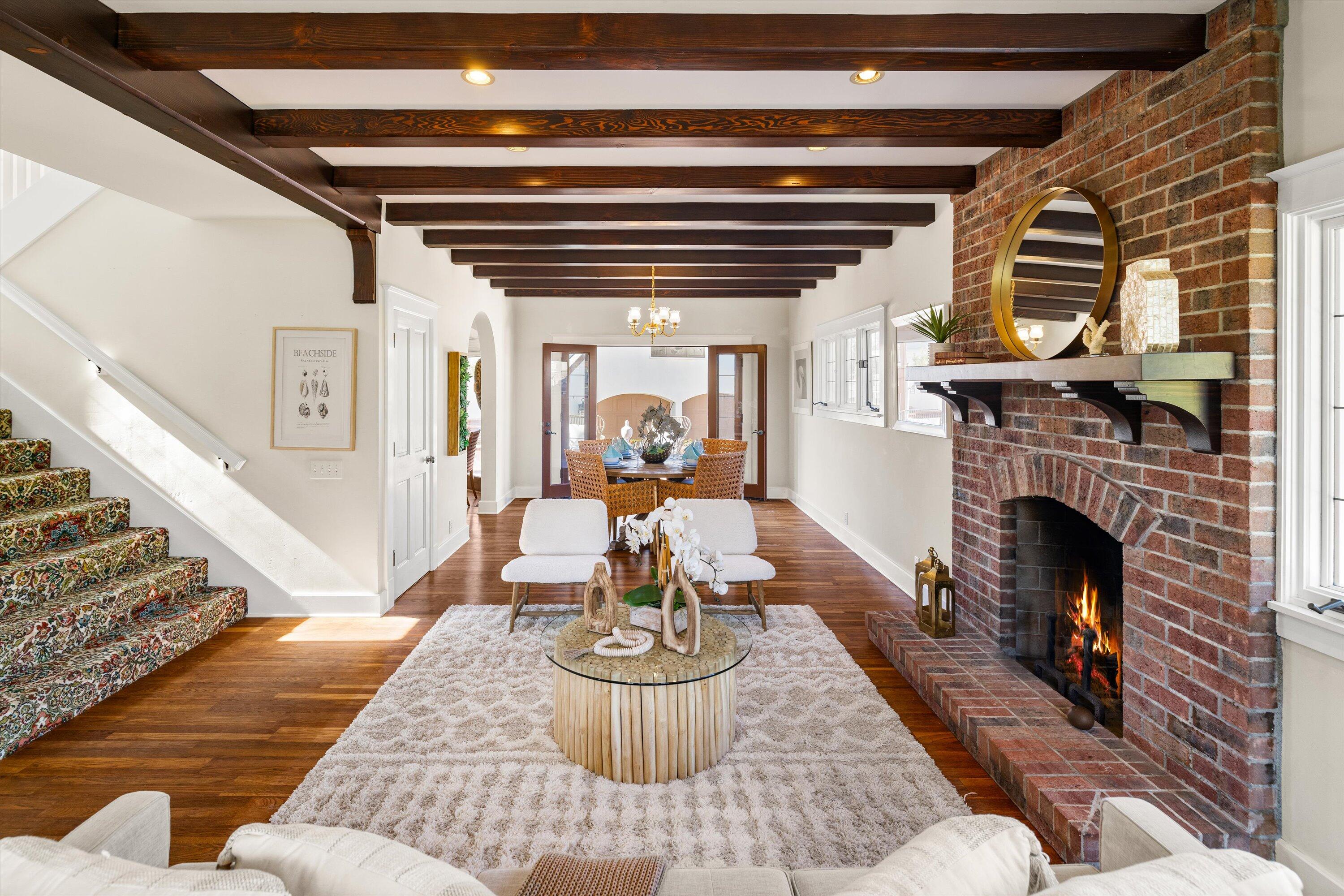 Carpinteria, California 93013, United States, 3 Bedrooms Bedrooms, ,2 BathroomsBathrooms,Residential,Pending,4024