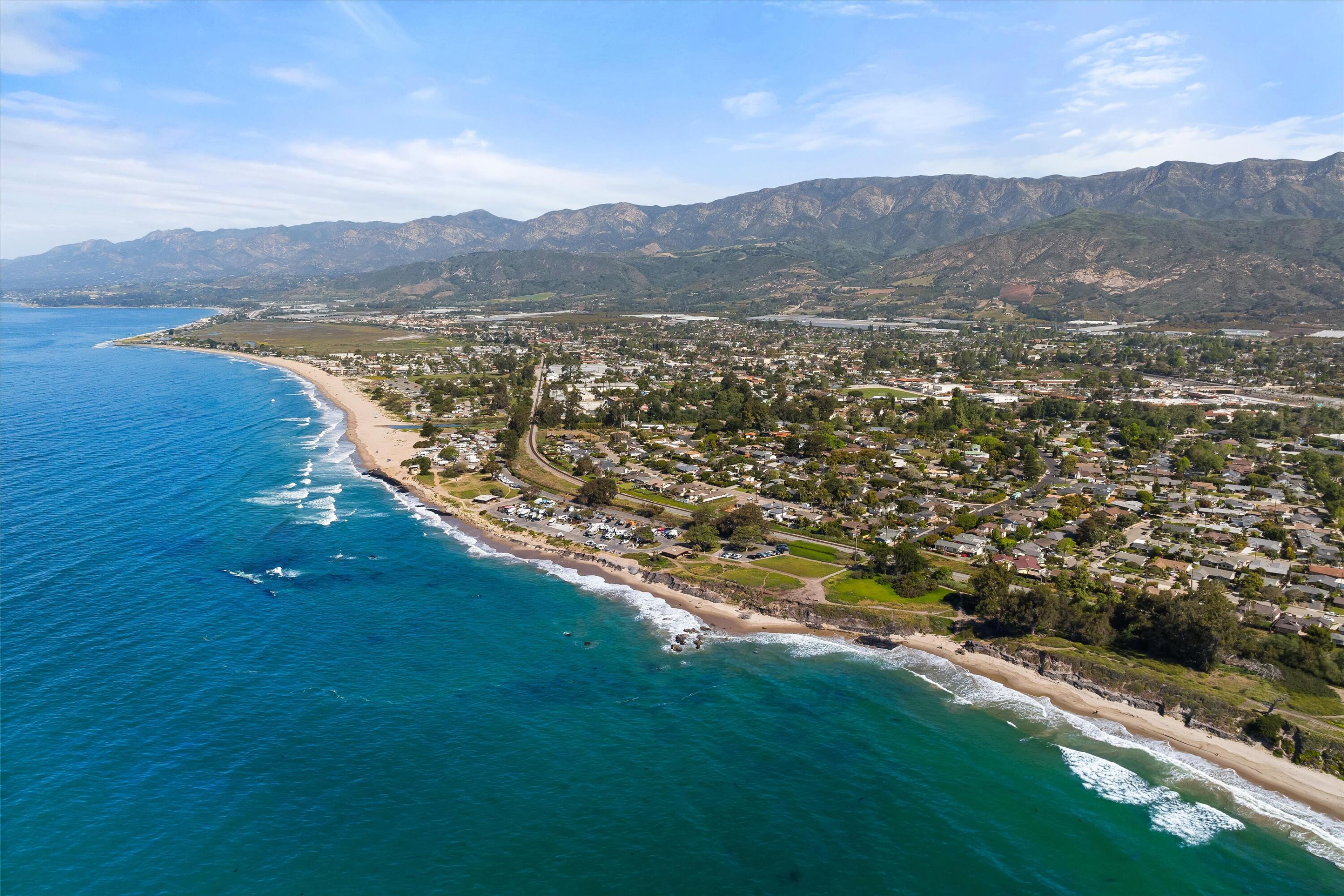 Carpinteria, California 93013, United States, 3 Bedrooms Bedrooms, ,2 BathroomsBathrooms,Residential,Pending,4024