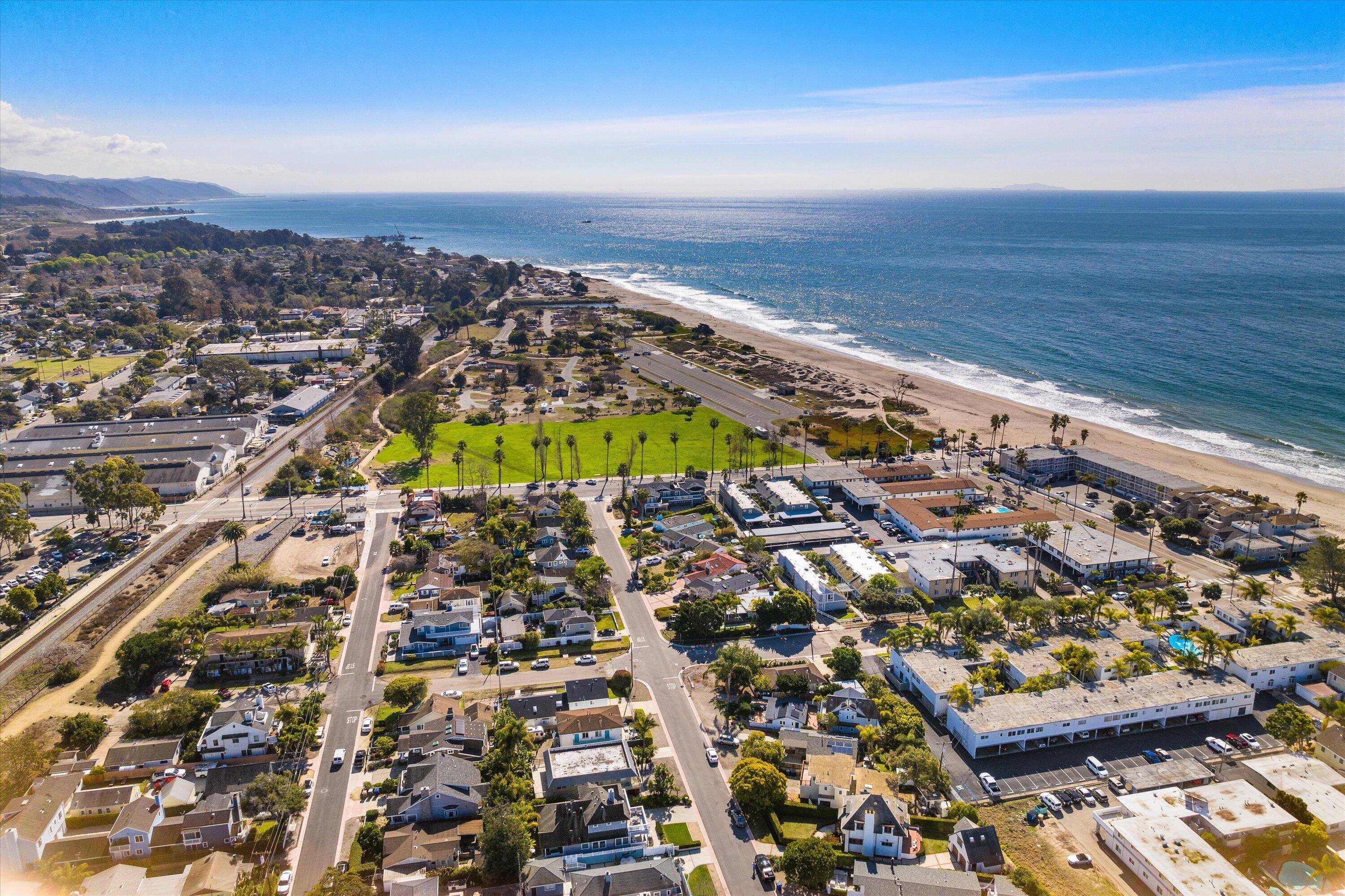 Carpinteria, California 93013, United States, 3 Bedrooms Bedrooms, ,2 BathroomsBathrooms,Residential,Pending,4024