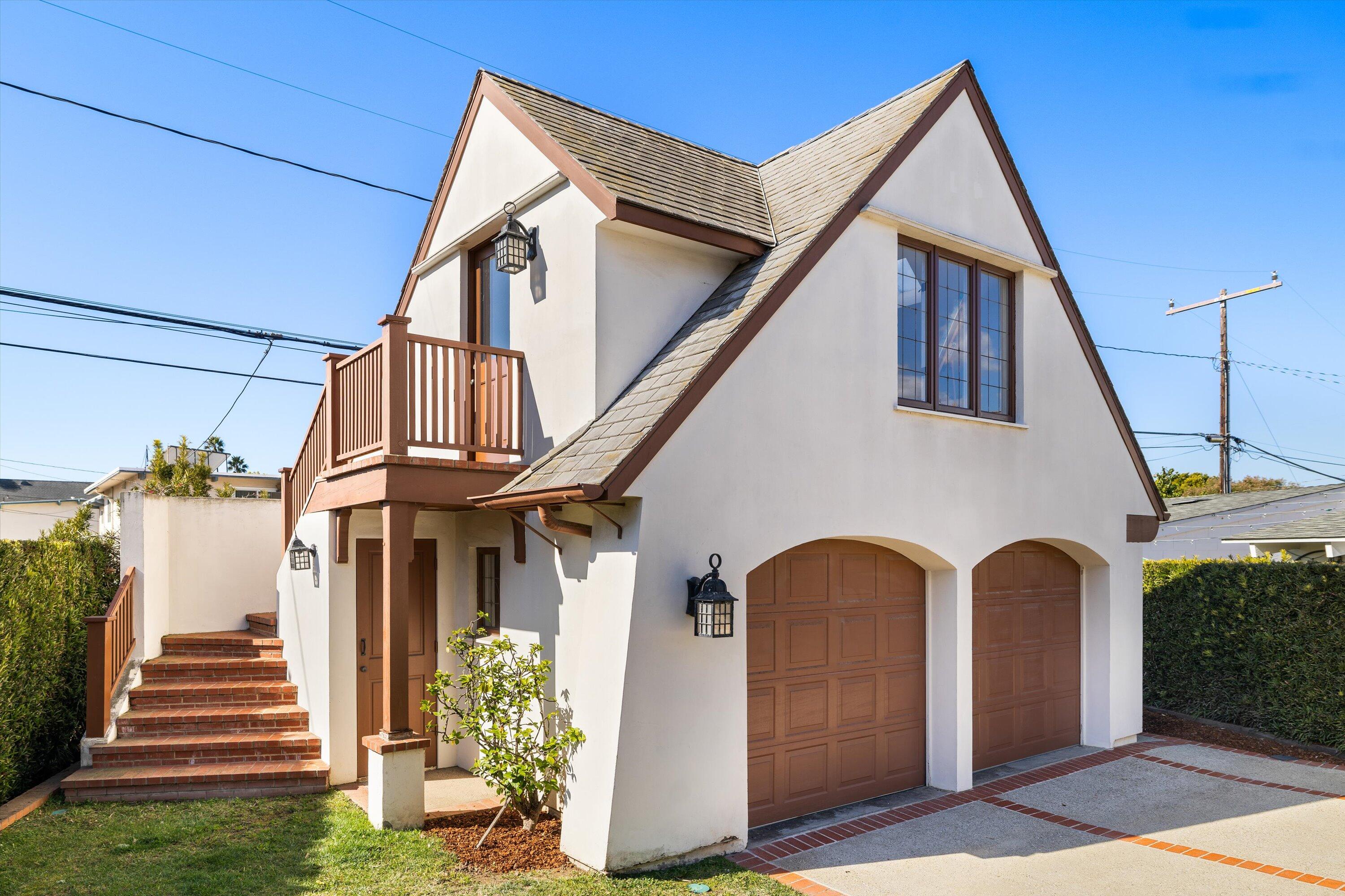 Carpinteria, California 93013, United States, 3 Bedrooms Bedrooms, ,2 BathroomsBathrooms,Residential,Pending,4024