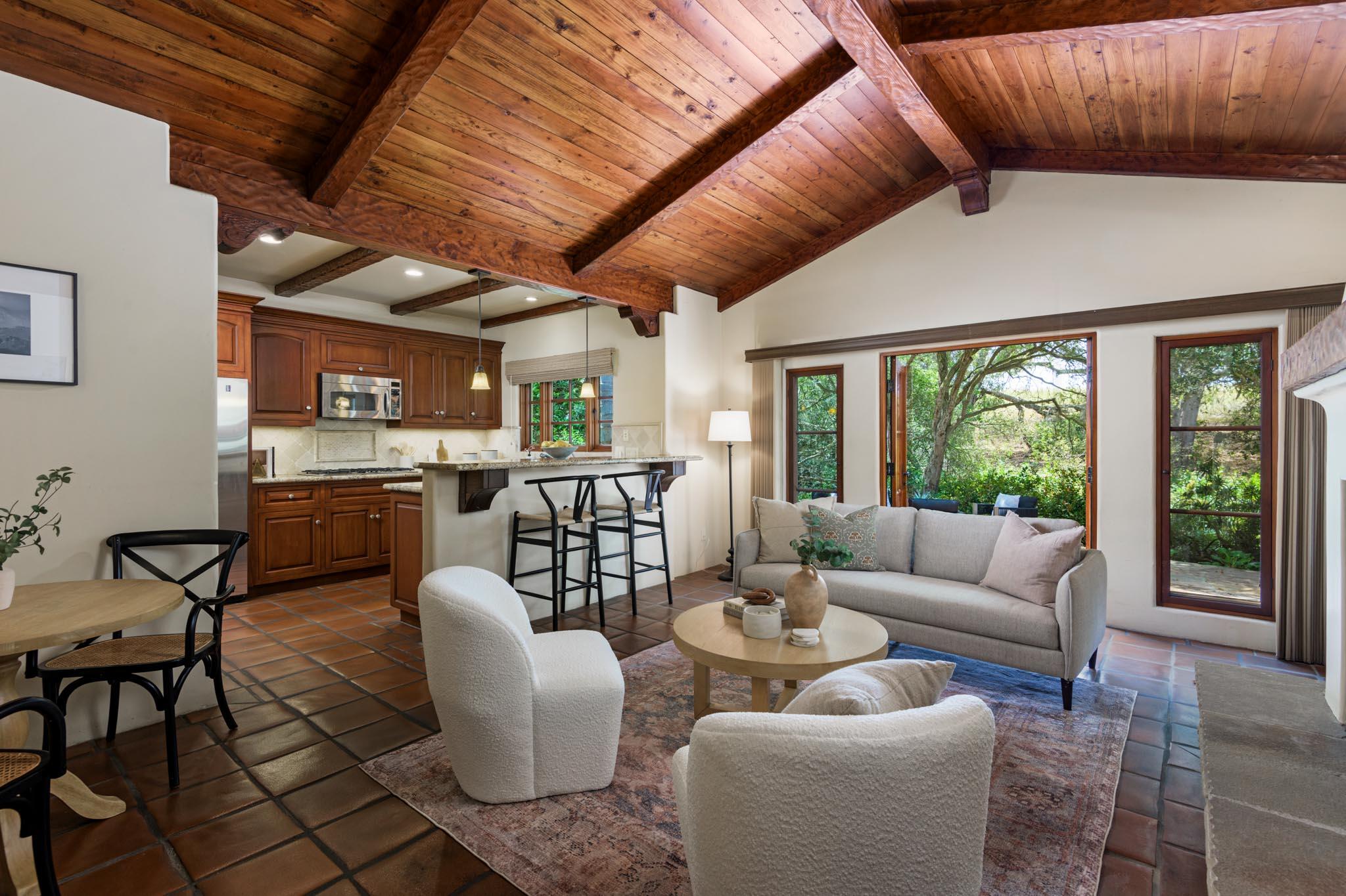 Santa Barbara, California 93110, United States, 5 Bedrooms Bedrooms, ,5 BathroomsBathrooms,Residential,Active,153809