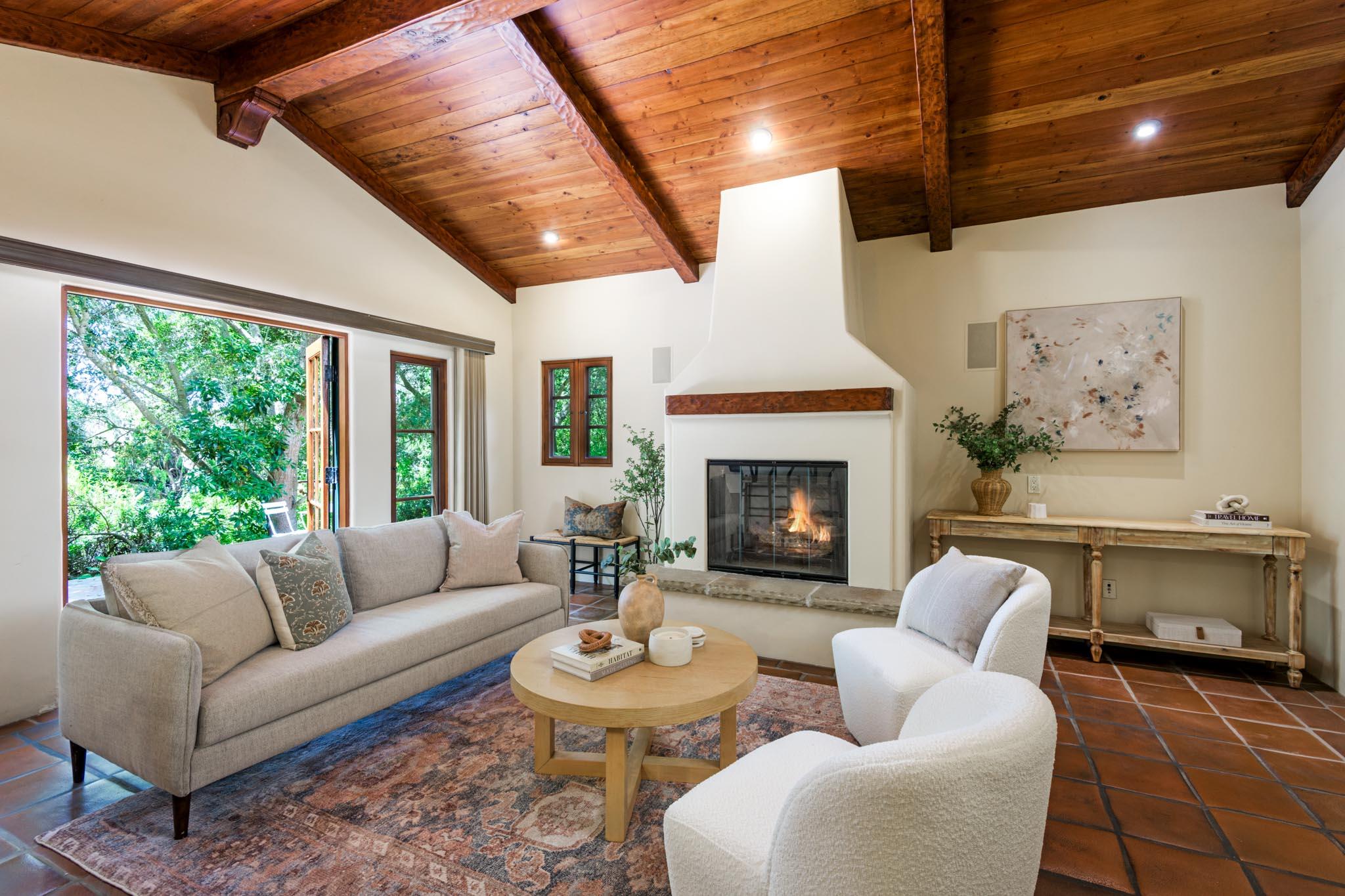 Santa Barbara, California 93110, United States, 5 Bedrooms Bedrooms, ,5 BathroomsBathrooms,Residential,Active,153809