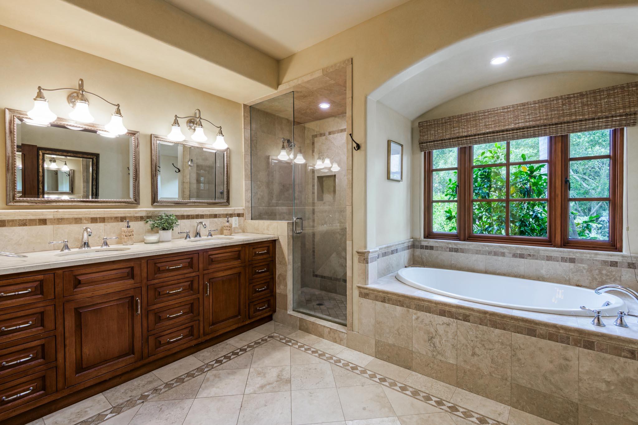 Santa Barbara, California 93110, United States, 5 Bedrooms Bedrooms, ,5 BathroomsBathrooms,Residential,Active,153809