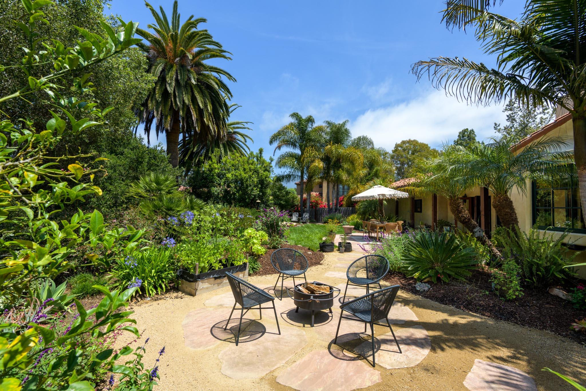 Santa Barbara, California 93110, United States, 5 Bedrooms Bedrooms, ,5 BathroomsBathrooms,Residential,Active,153809