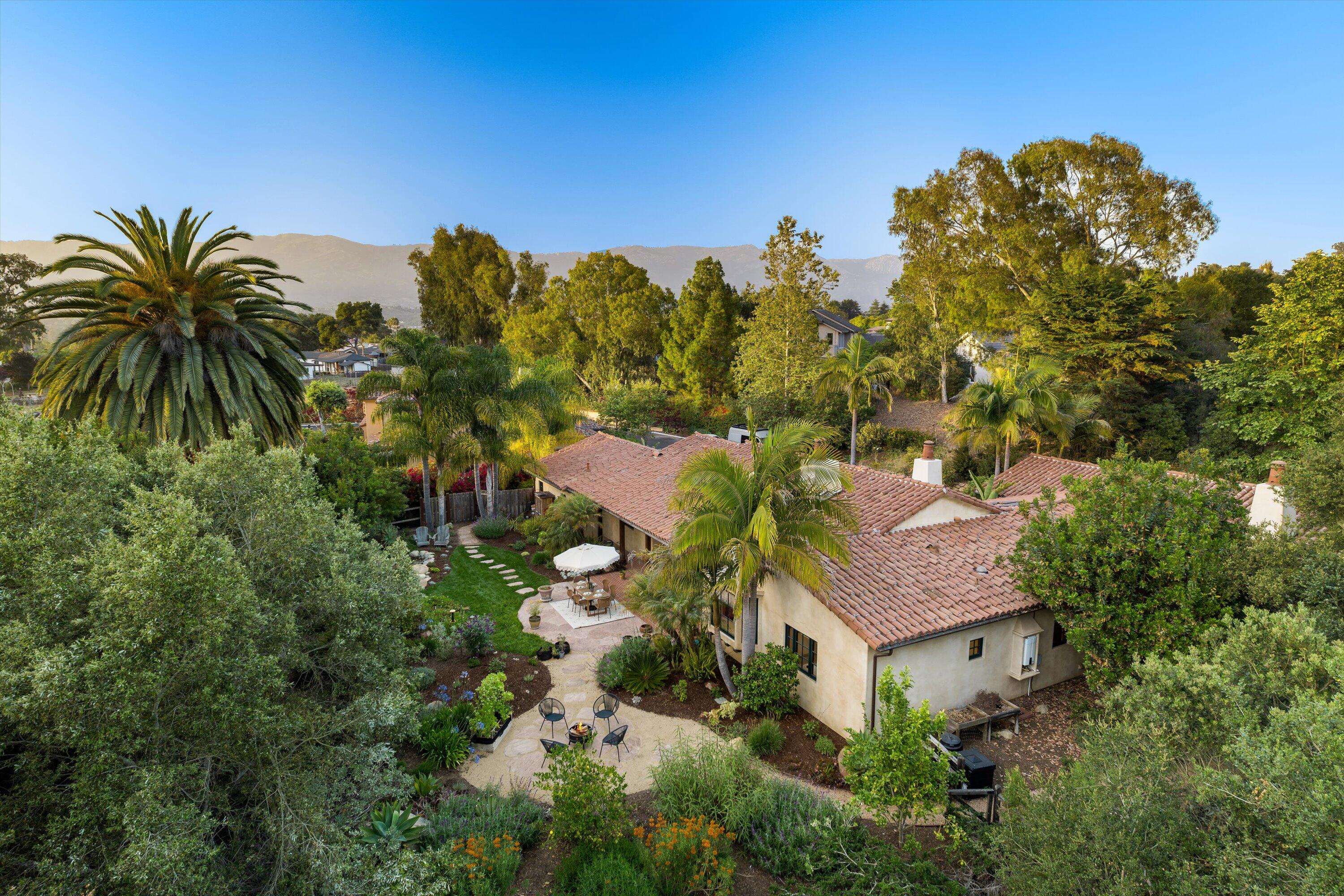 Santa Barbara, California 93110, United States, 5 Bedrooms Bedrooms, ,5 BathroomsBathrooms,Residential,Active,153809