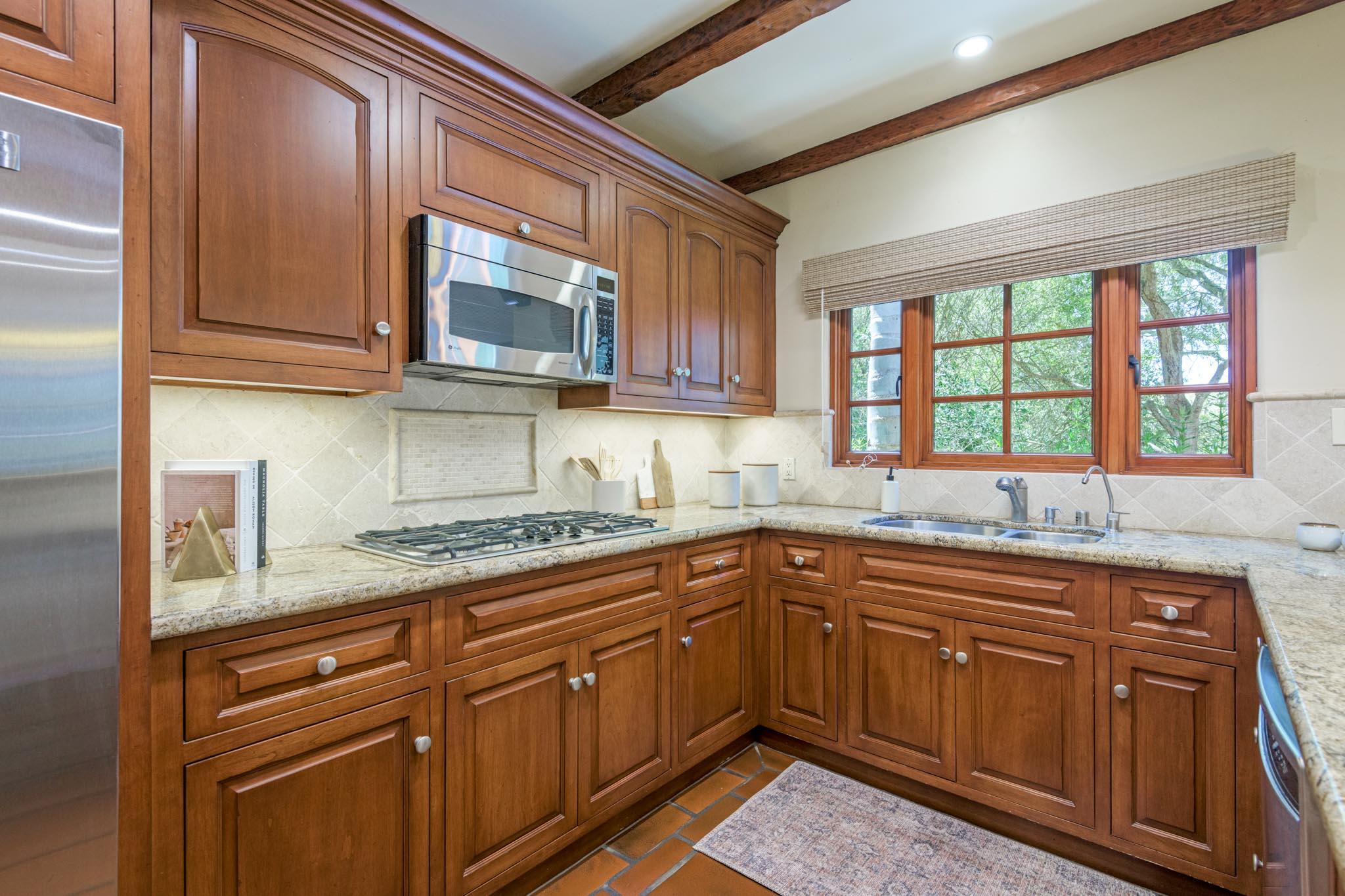 Santa Barbara, California 93110, United States, 5 Bedrooms Bedrooms, ,5 BathroomsBathrooms,Residential,Active,153809