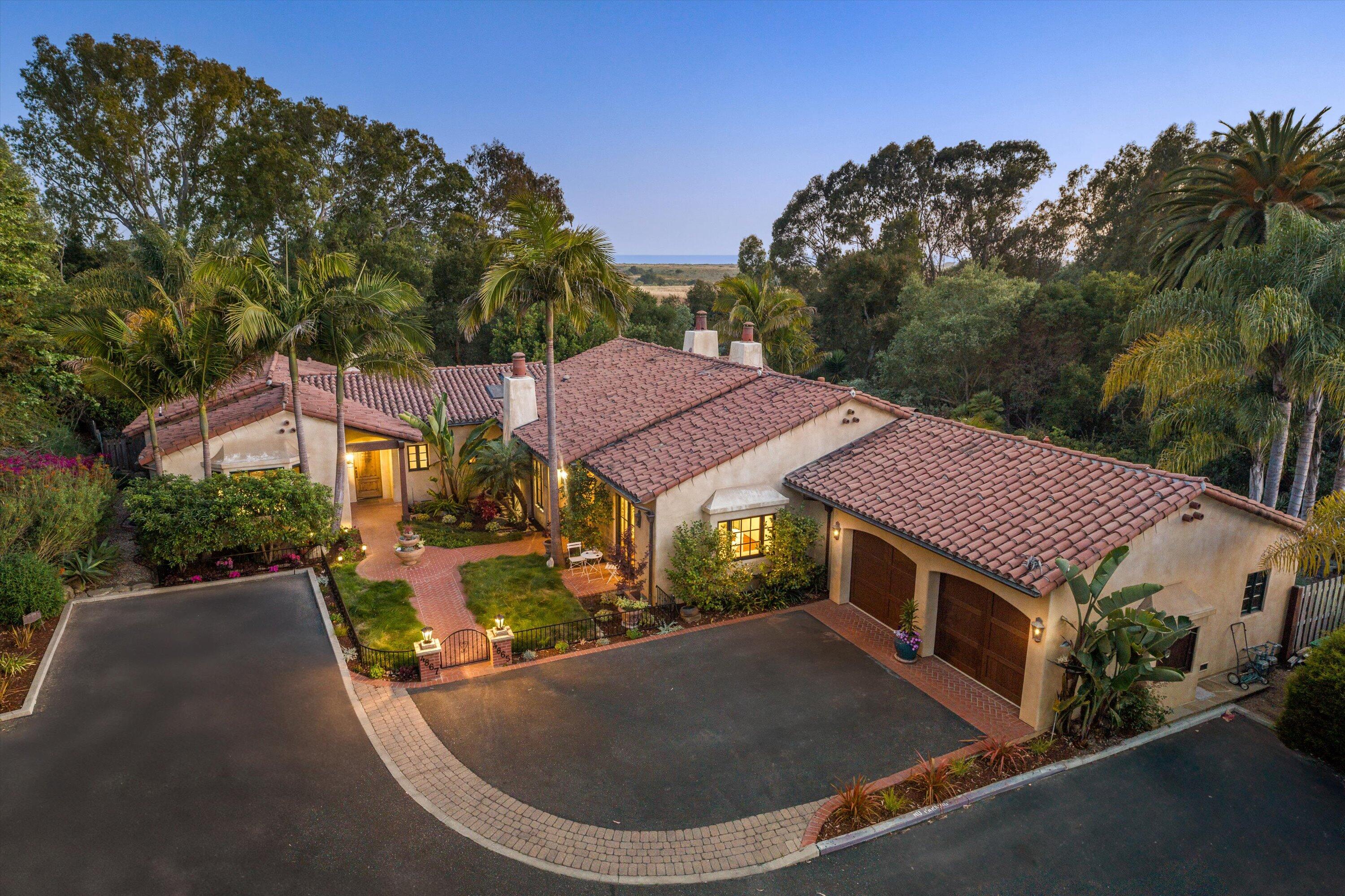 Santa Barbara, California 93110, United States, 5 Bedrooms Bedrooms, ,5 BathroomsBathrooms,Residential,Active,153809