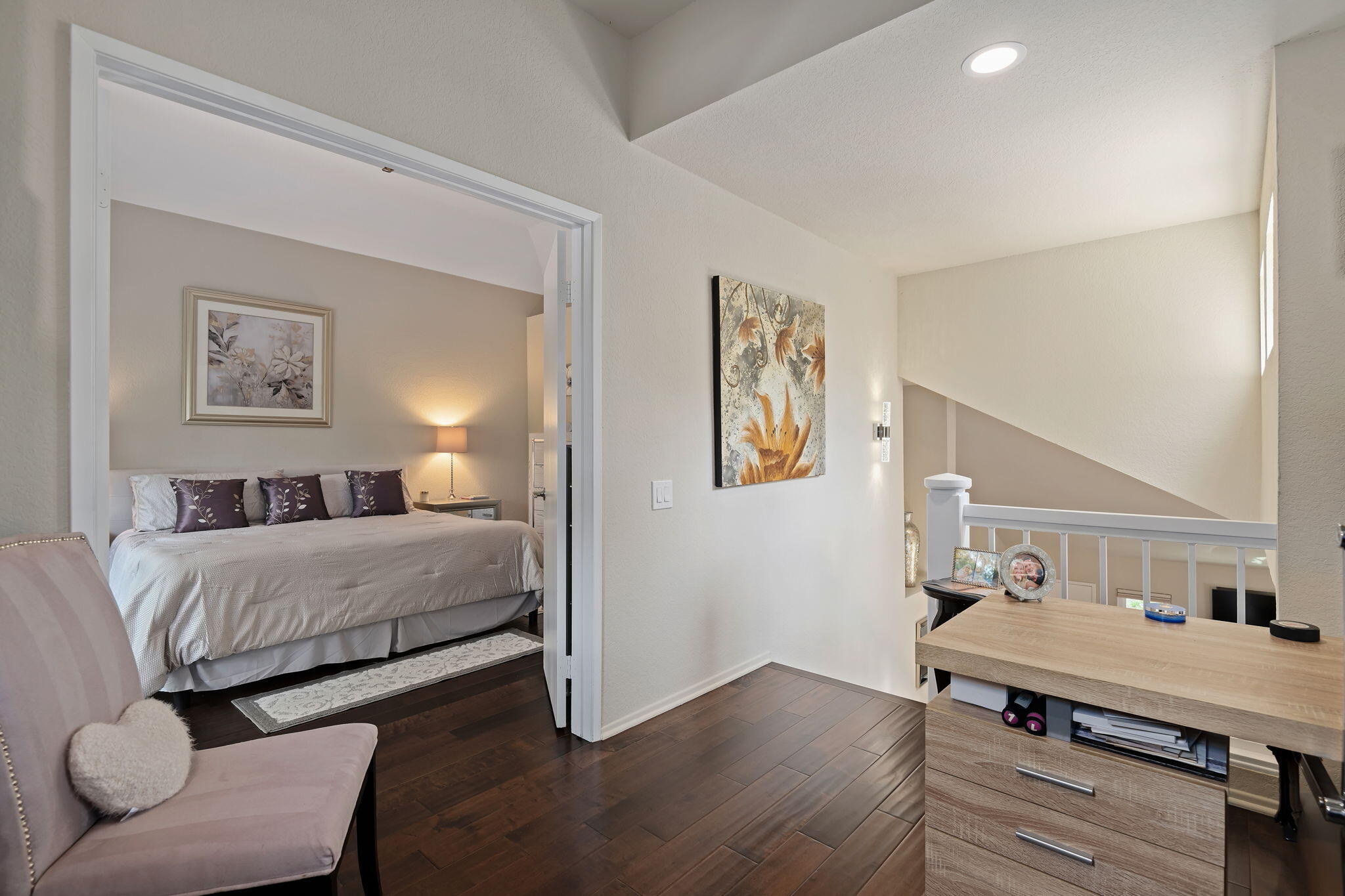 Santa Barbara, California 93105, United States, 3 Bedrooms Bedrooms, ,2 BathroomsBathrooms,Residential,Active,127903