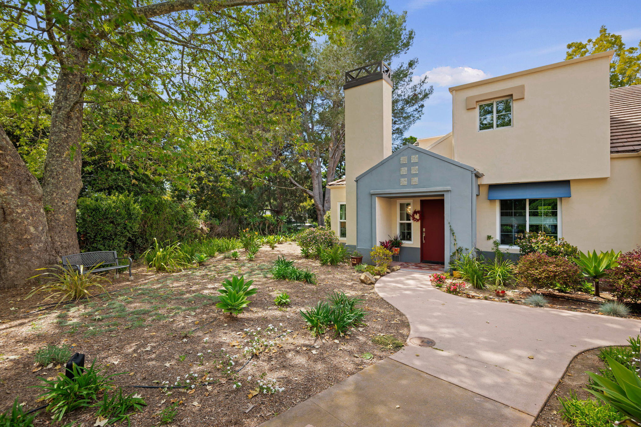 Santa Barbara, California 93105, United States, 3 Bedrooms Bedrooms, ,2 BathroomsBathrooms,Residential,Active,127903