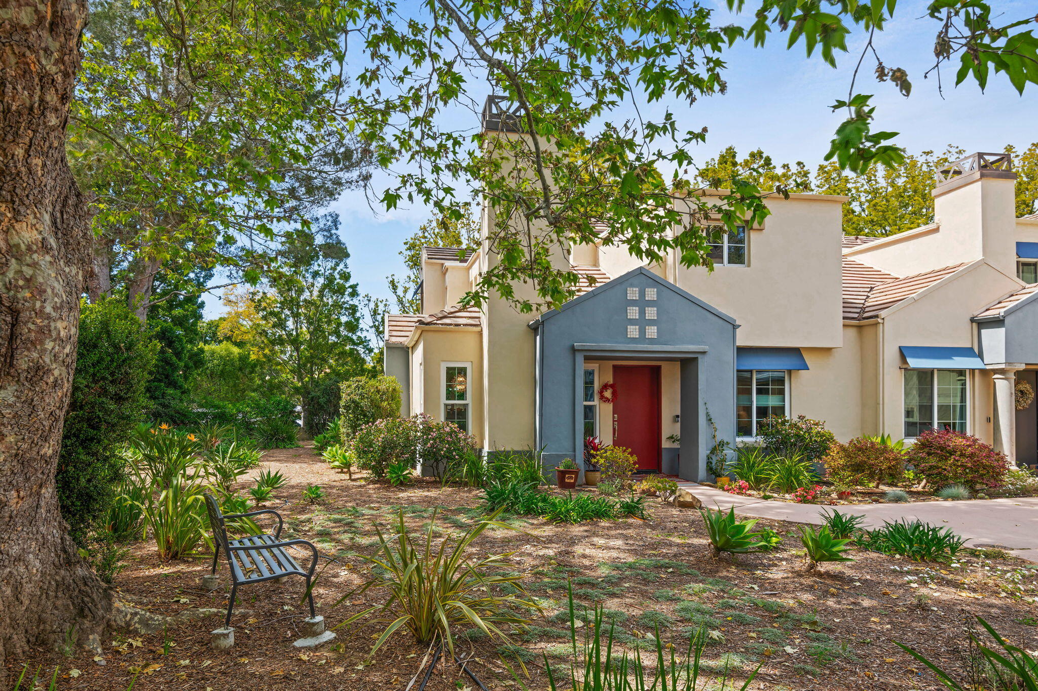 Santa Barbara, California 93105, United States, 3 Bedrooms Bedrooms, ,2 BathroomsBathrooms,Residential,Active,127903