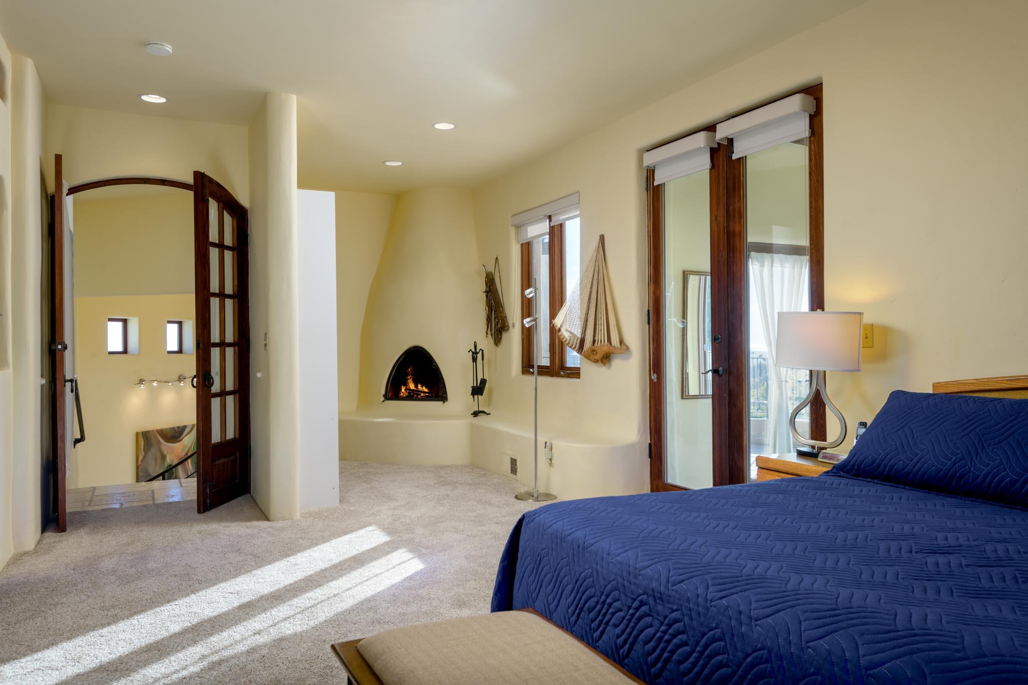 Santa Barbara, California 93111, United States, 4 Bedrooms Bedrooms, ,4 BathroomsBathrooms,Residential,Pending,5974