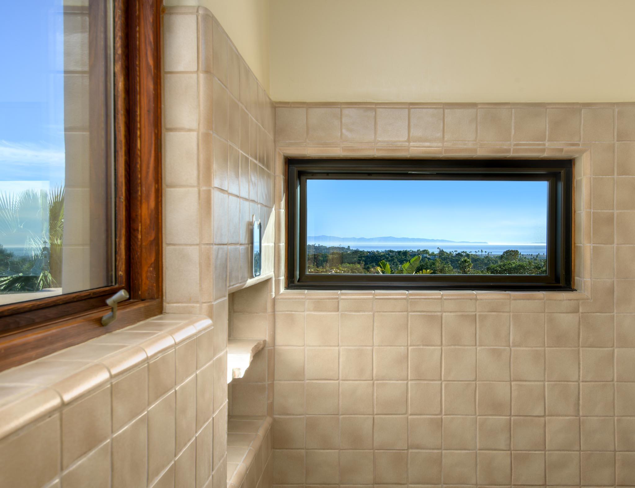 Santa Barbara, California 93111, United States, 4 Bedrooms Bedrooms, ,4 BathroomsBathrooms,Residential,Pending,5974