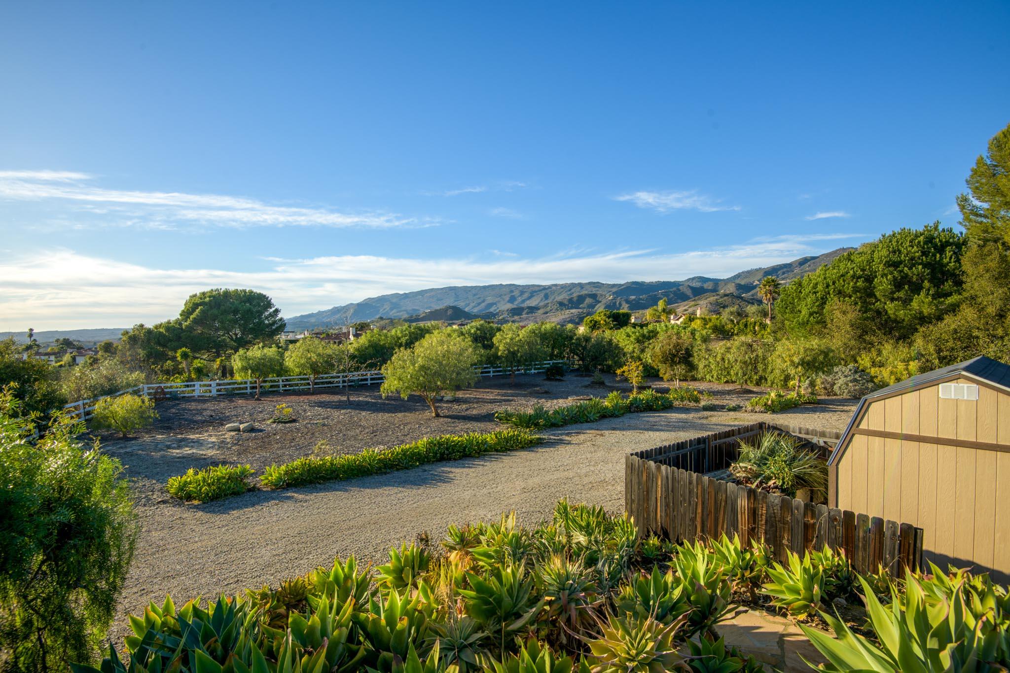 Santa Barbara, California 93111, United States, 4 Bedrooms Bedrooms, ,4 BathroomsBathrooms,Residential,Pending,5974