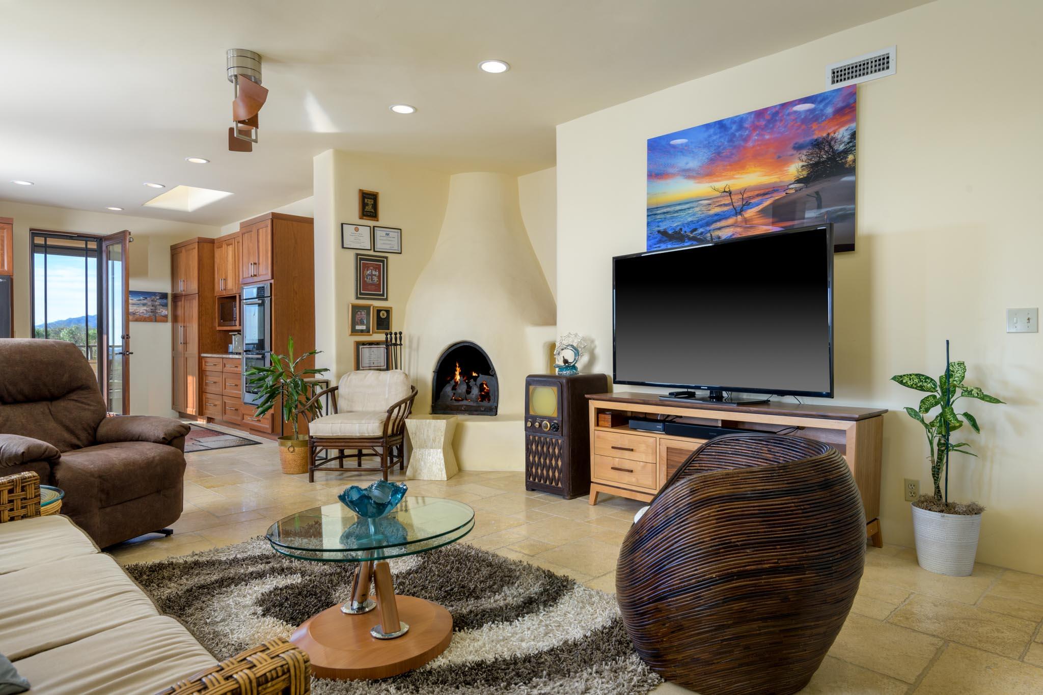 Santa Barbara, California 93111, United States, 4 Bedrooms Bedrooms, ,4 BathroomsBathrooms,Residential,Pending,5974