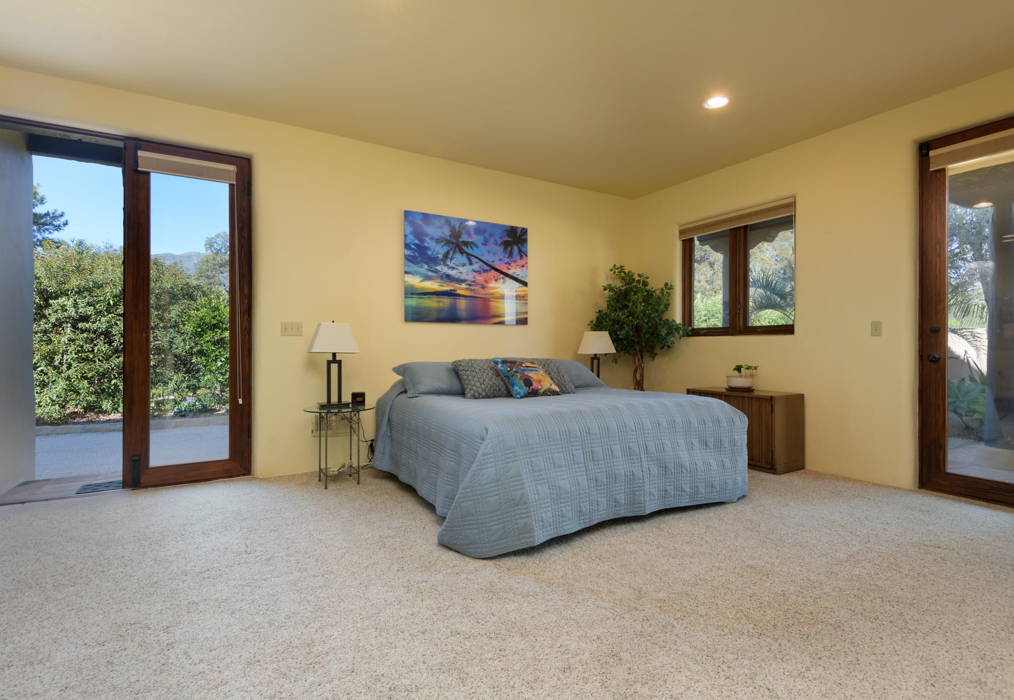 Santa Barbara, California 93111, United States, 4 Bedrooms Bedrooms, ,4 BathroomsBathrooms,Residential,Pending,5974