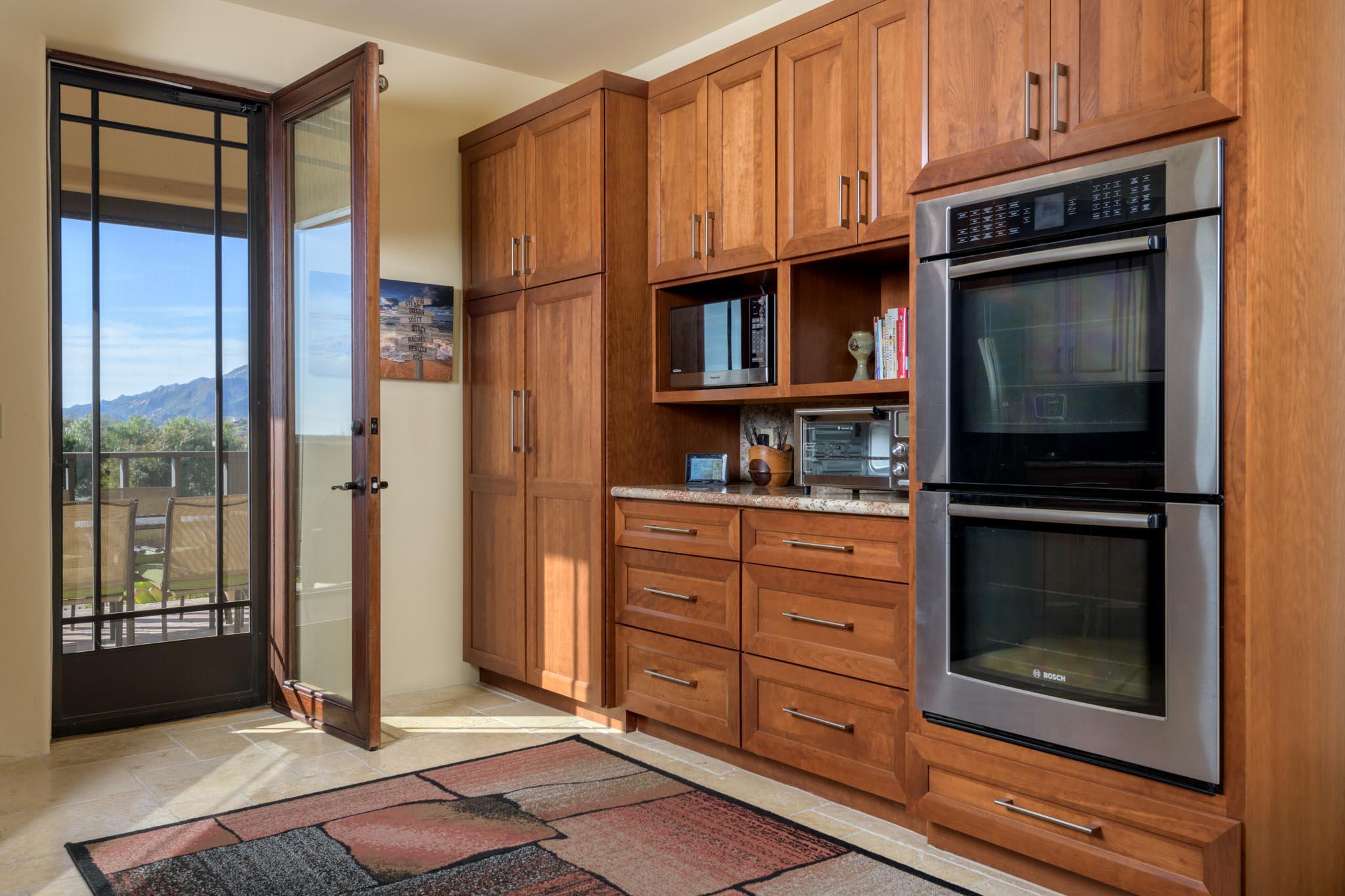 Santa Barbara, California 93111, United States, 4 Bedrooms Bedrooms, ,4 BathroomsBathrooms,Residential,Pending,5974