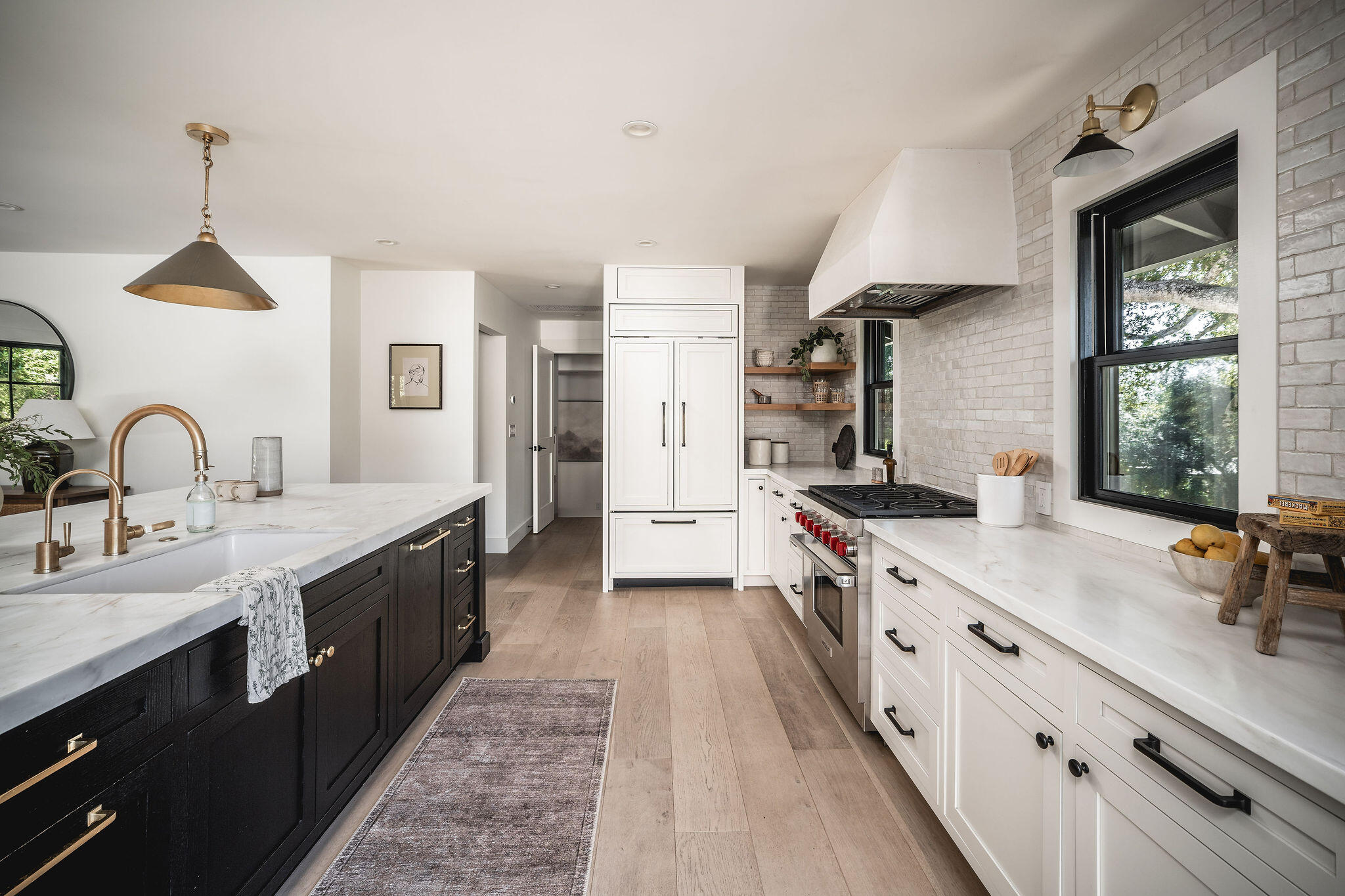 Montecito, California 93108, United States, 4 Bedrooms Bedrooms, ,3 BathroomsBathrooms,Residential,Active,237216