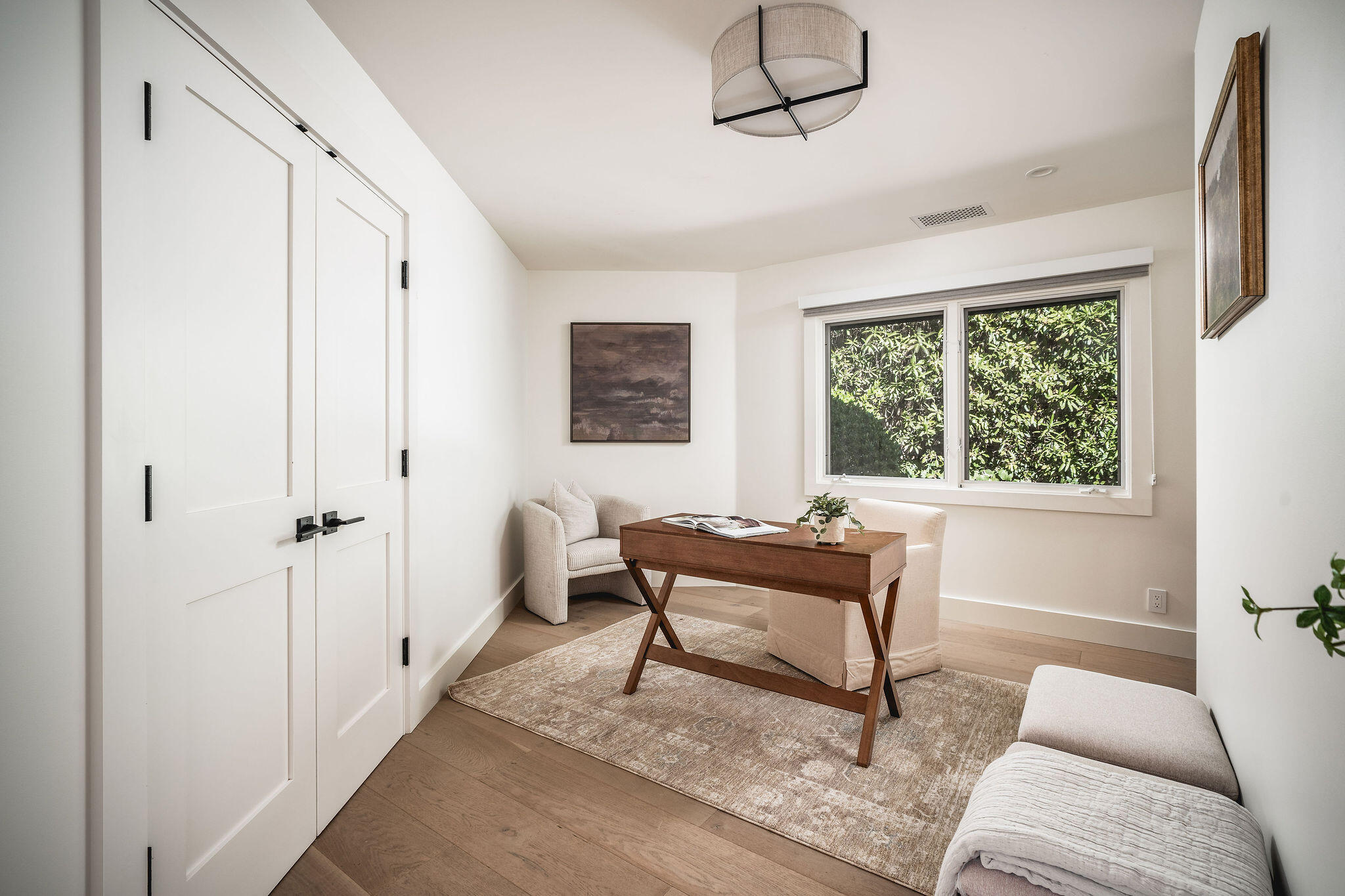 Montecito, California 93108, United States, 4 Bedrooms Bedrooms, ,3 BathroomsBathrooms,Residential,Active,237216