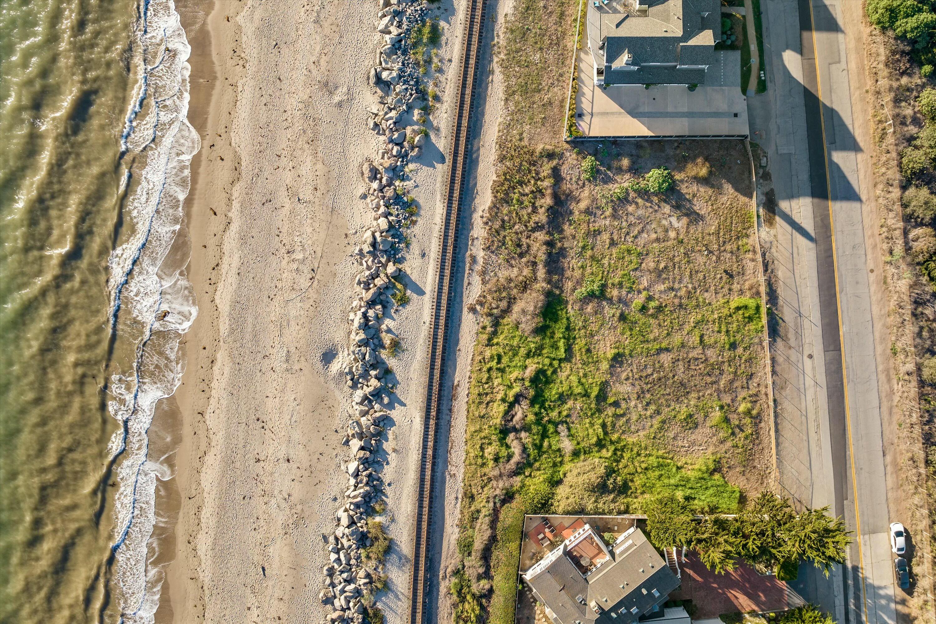 Carpinteria, California 93013, United States, ,Residential,Active,108932