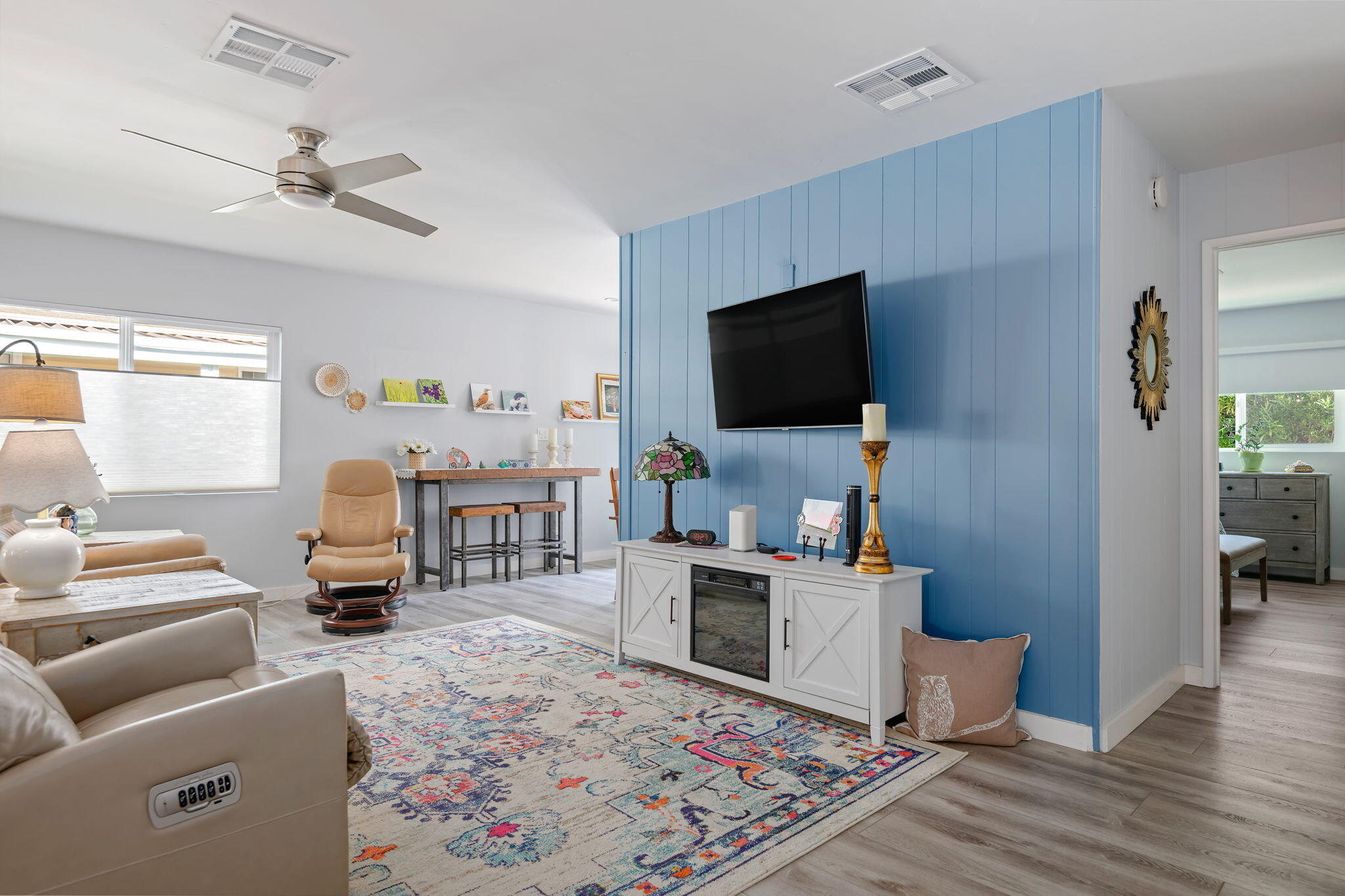 Santa Barbara, California 93110, United States, 2 Bedrooms Bedrooms, ,2 BathroomsBathrooms,Residential,Active,220735