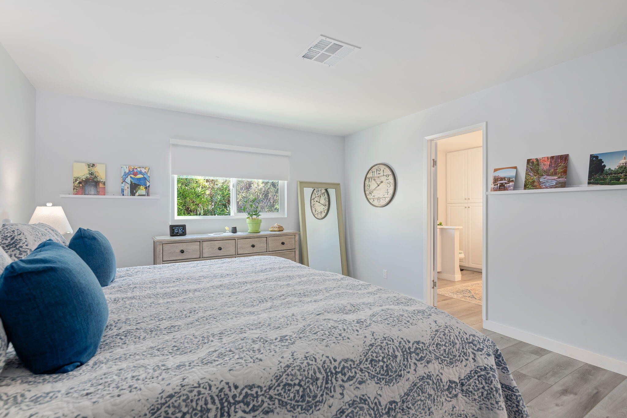 Santa Barbara, California 93110, United States, 2 Bedrooms Bedrooms, ,2 BathroomsBathrooms,Residential,Active,220735