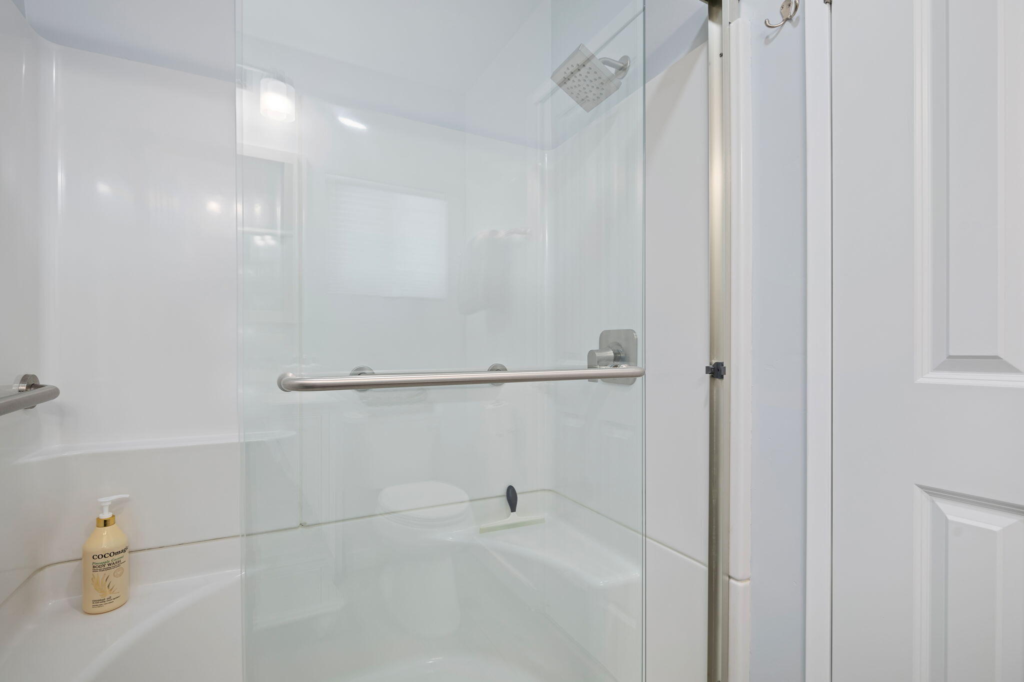 Santa Barbara, California 93110, United States, 2 Bedrooms Bedrooms, ,2 BathroomsBathrooms,Residential,Active,220735