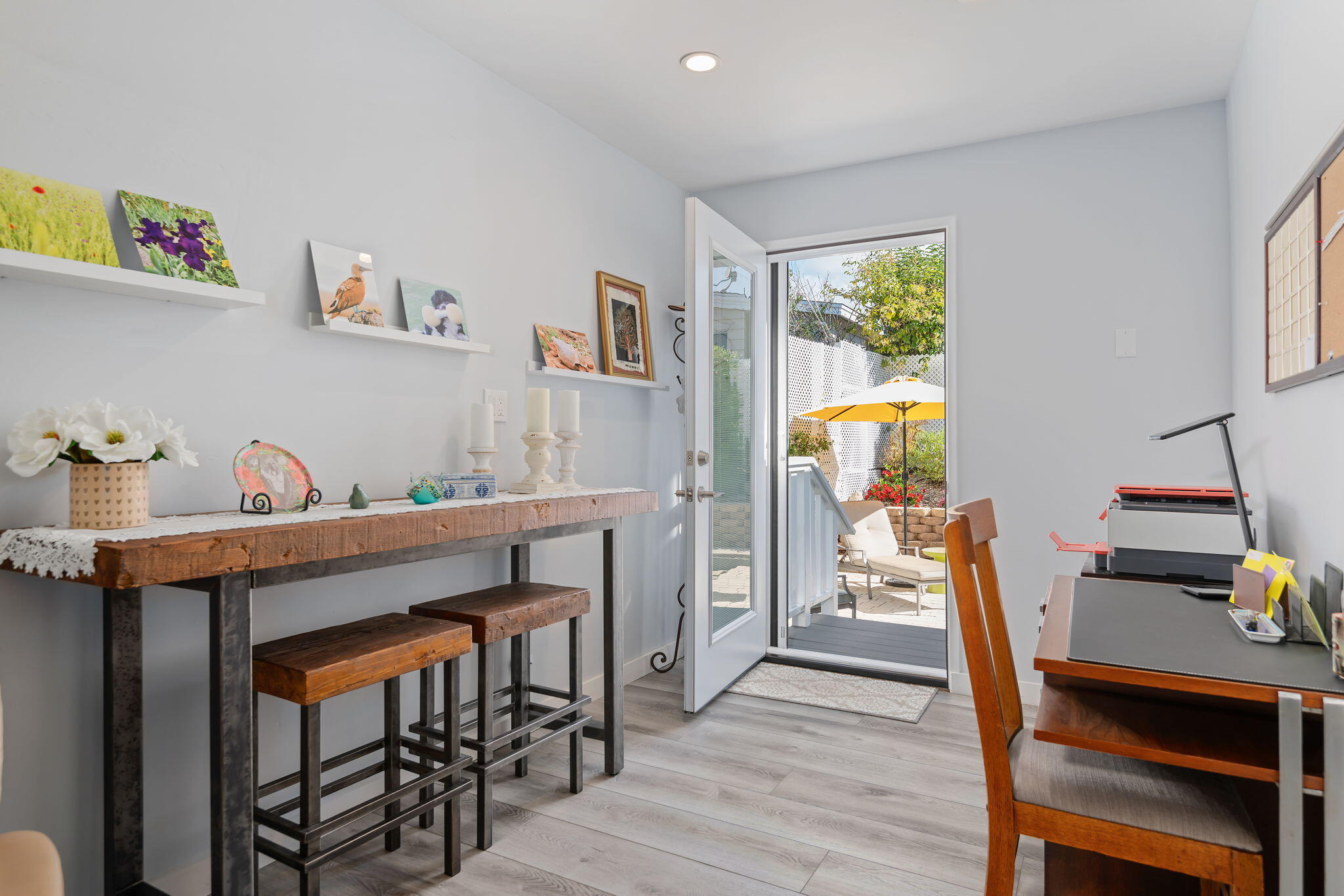 Santa Barbara, California 93110, United States, 2 Bedrooms Bedrooms, ,2 BathroomsBathrooms,Residential,Active,220735