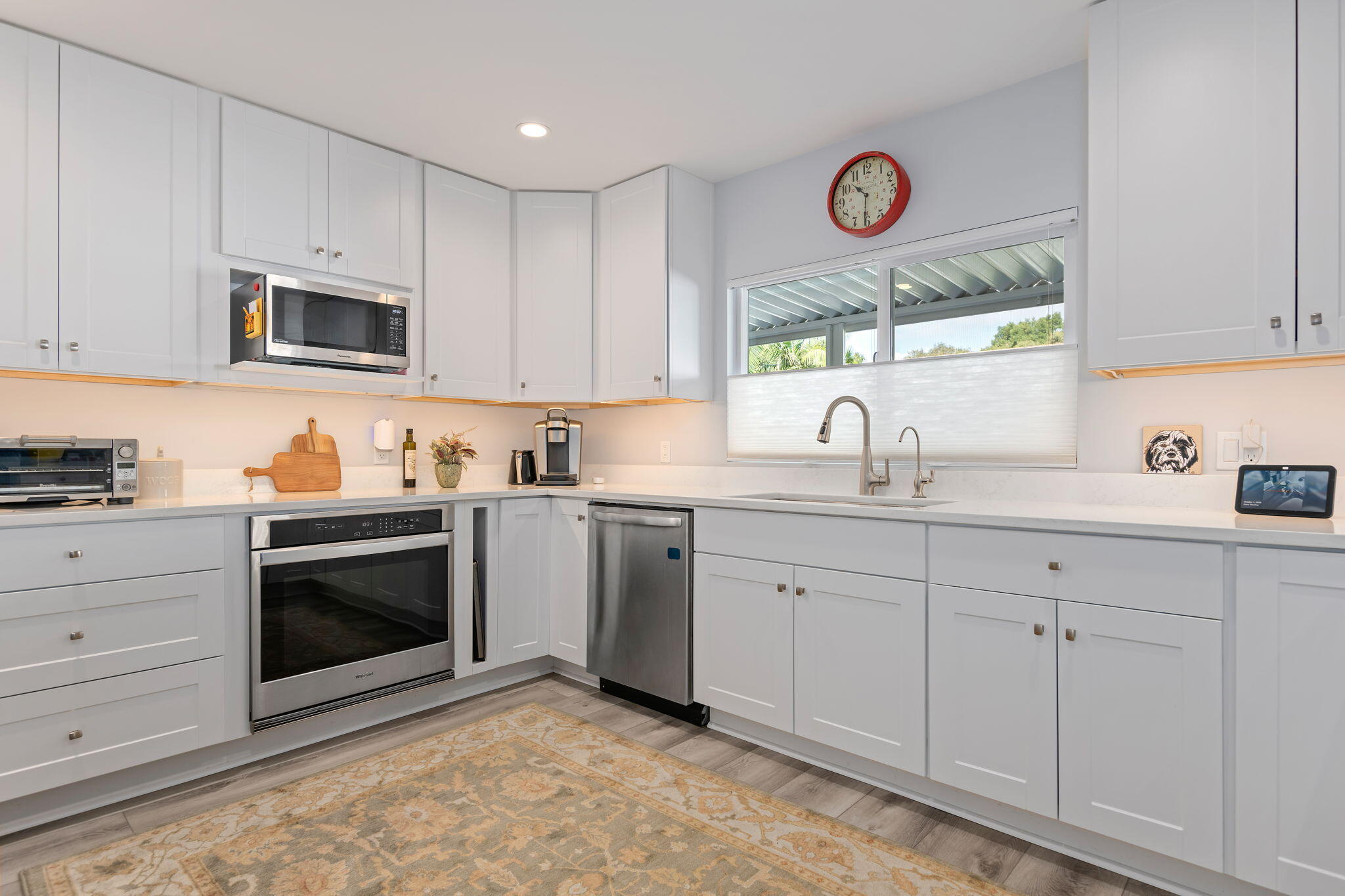 Santa Barbara, California 93110, United States, 2 Bedrooms Bedrooms, ,2 BathroomsBathrooms,Residential,Active,220735