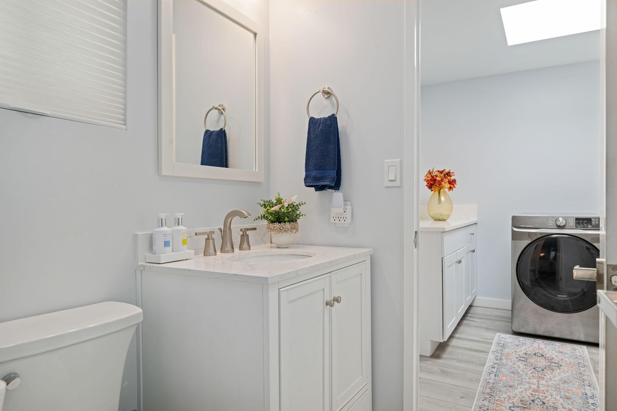 Santa Barbara, California 93110, United States, 2 Bedrooms Bedrooms, ,2 BathroomsBathrooms,Residential,Active,220735