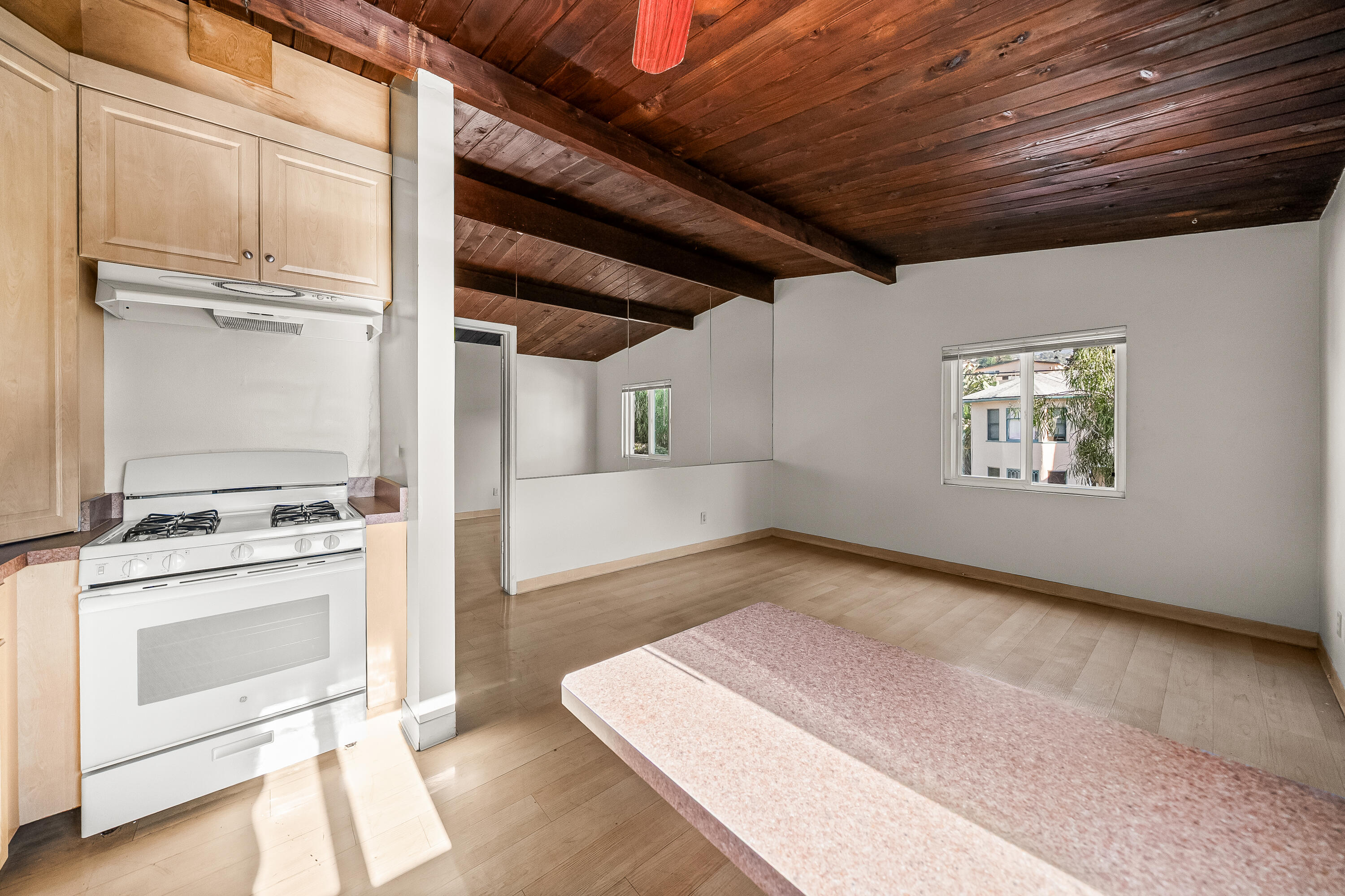 1011 Laguna Street